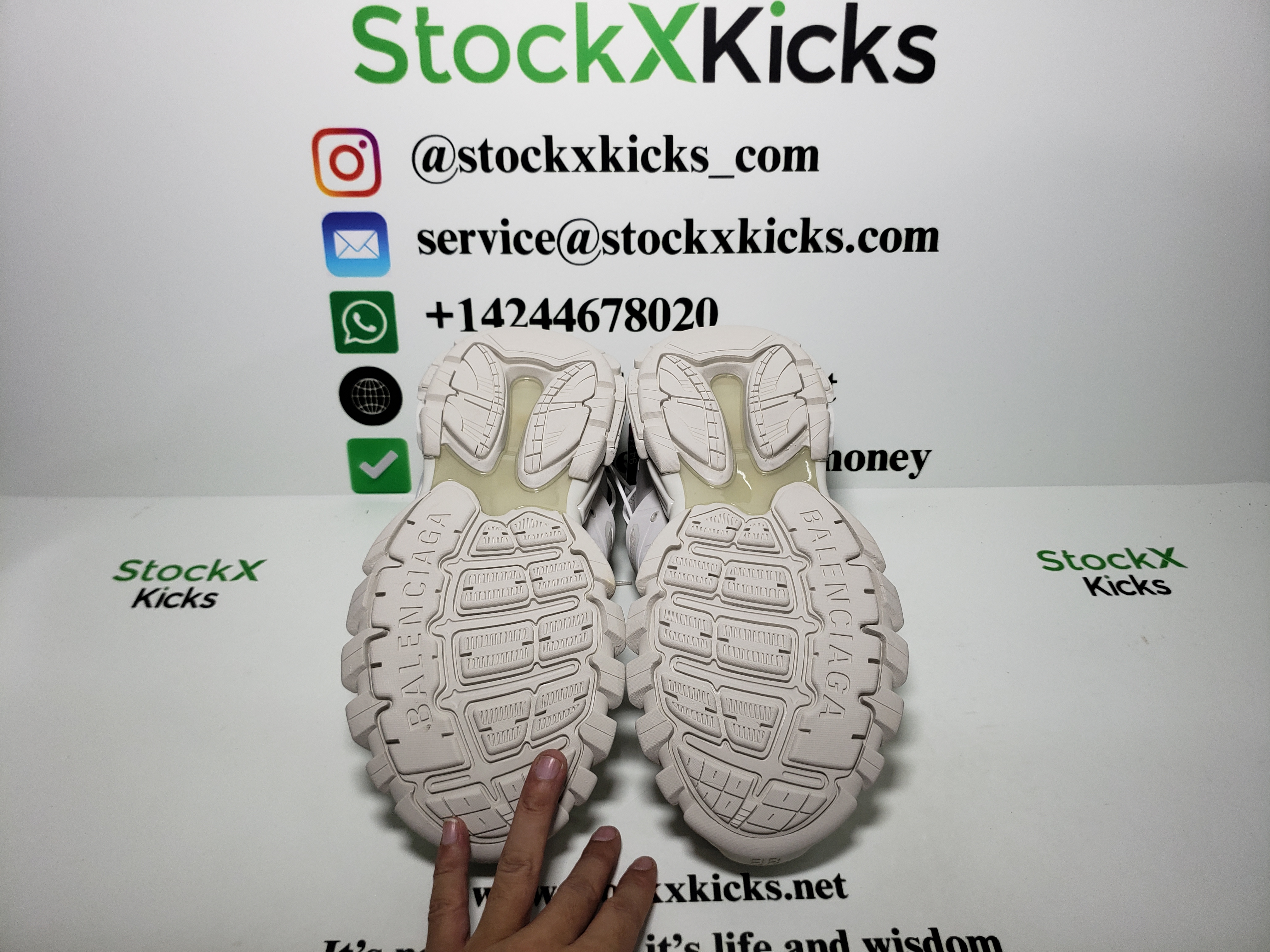 Balenciaga Track Tess S.White (LED) 542436 W1GB7 6509 review stockxkicks 06