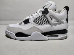 UCOO Batch Air Jordan 4 Retro Military Black DH6927-111 review stockxkicks 01