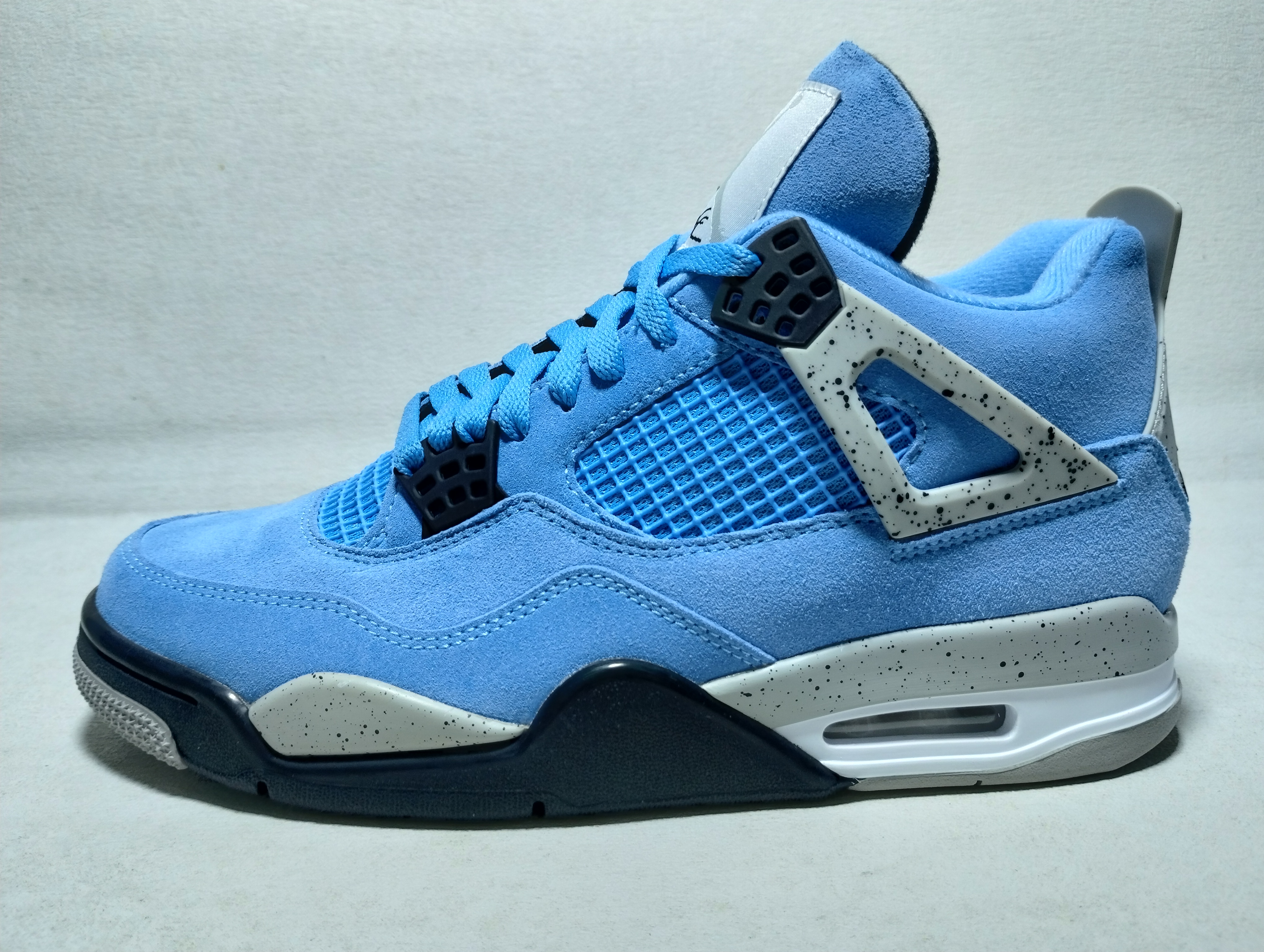 UCOO Batch Air Jordan 4 Retro University Blue CT8527-400 review stockxkicks 00