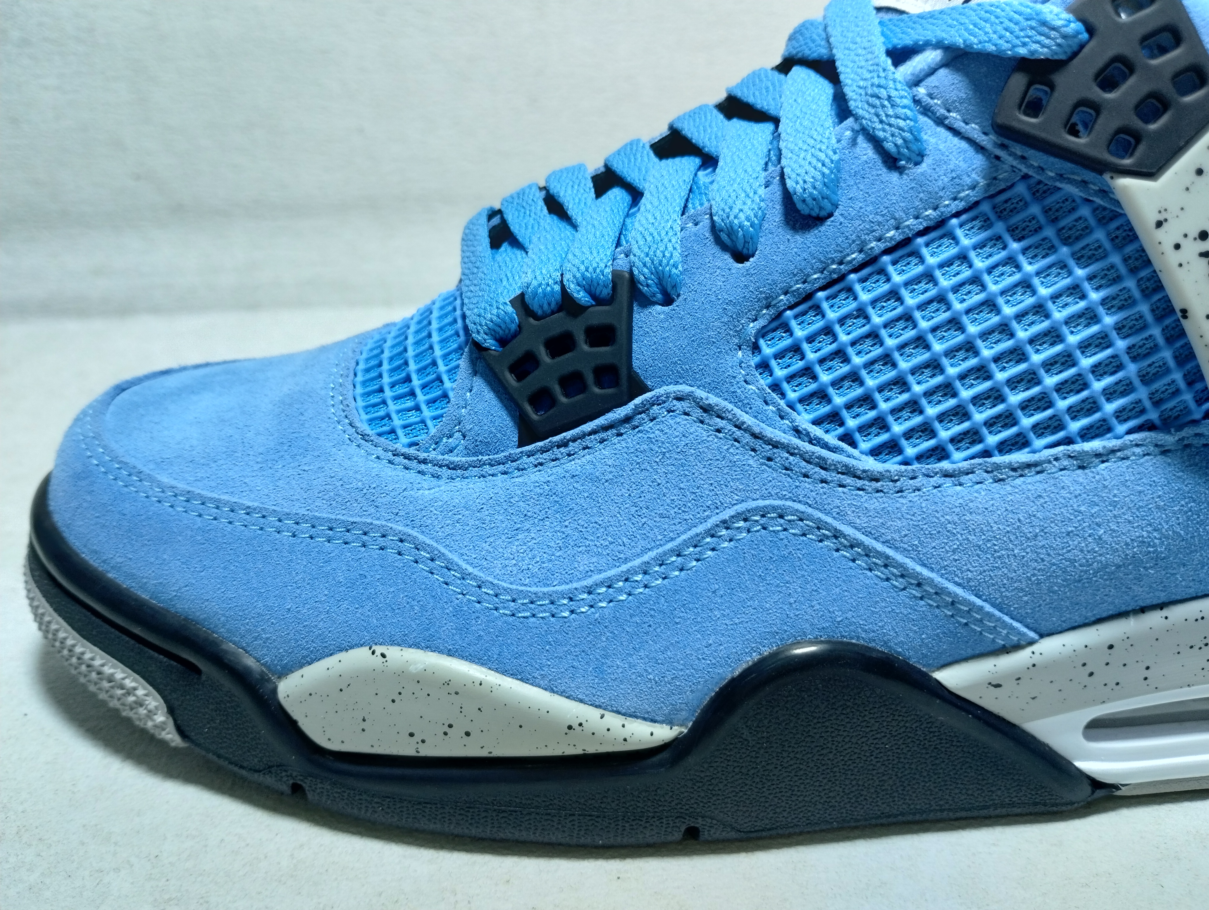 UCOO Batch Air Jordan 4 Retro University Blue CT8527-400 review stockxkicks 08