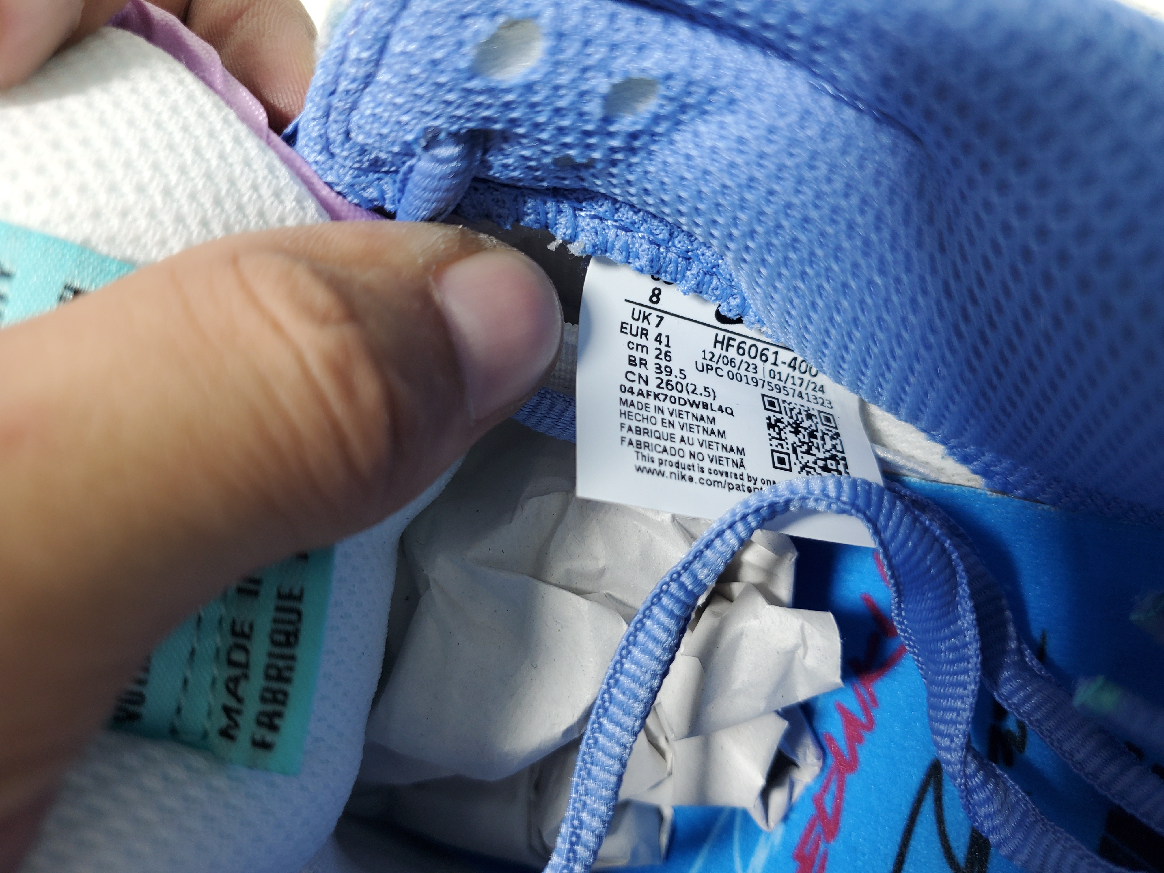 PK God Batch Nike SB Dunk LowFutura Laboratories Bleached Aqua HF6061-400 review stockxkicks 02