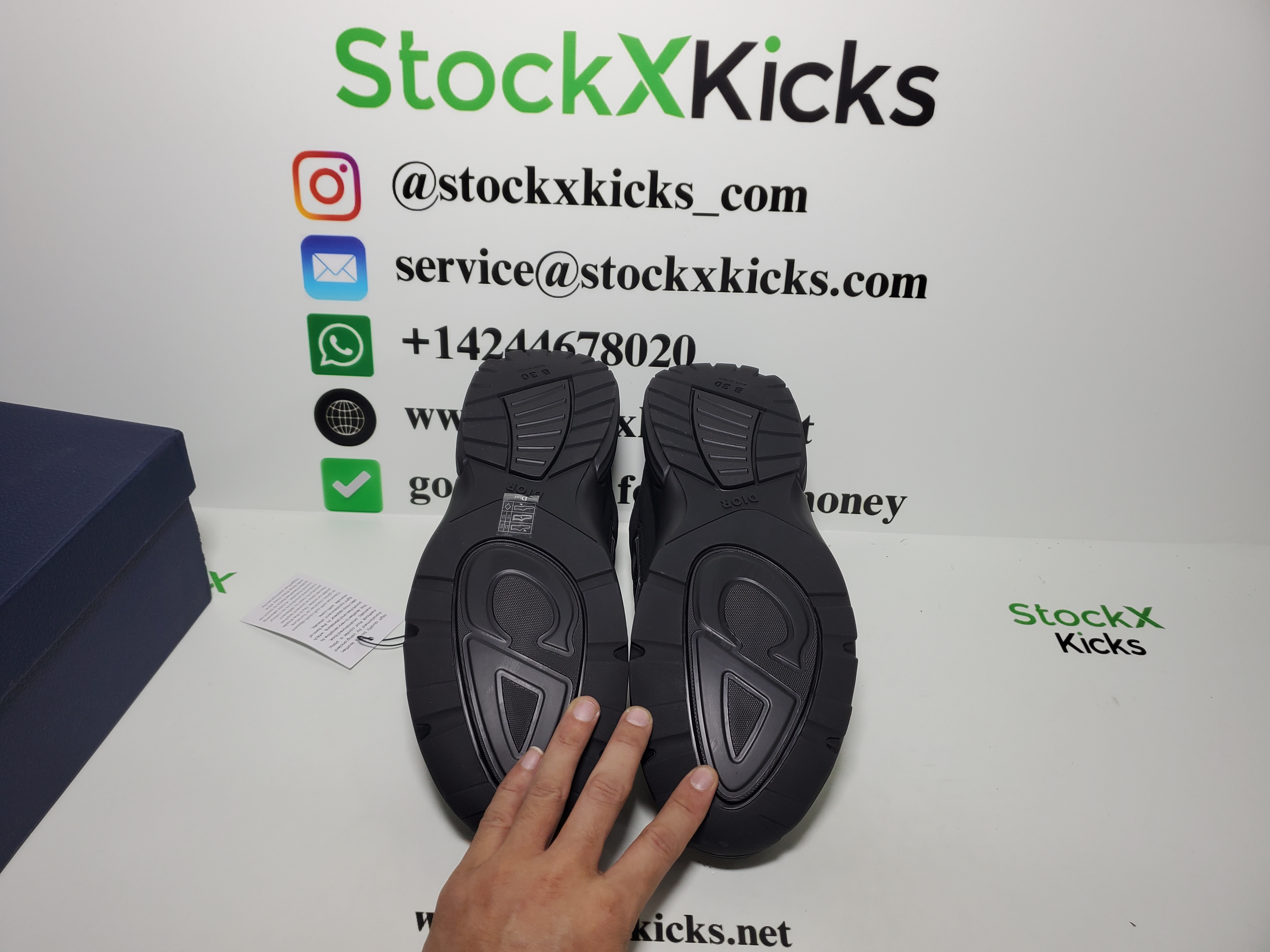 Dior B30 Triple Black 3SN279ZND-H90 review stockxkicks 06
