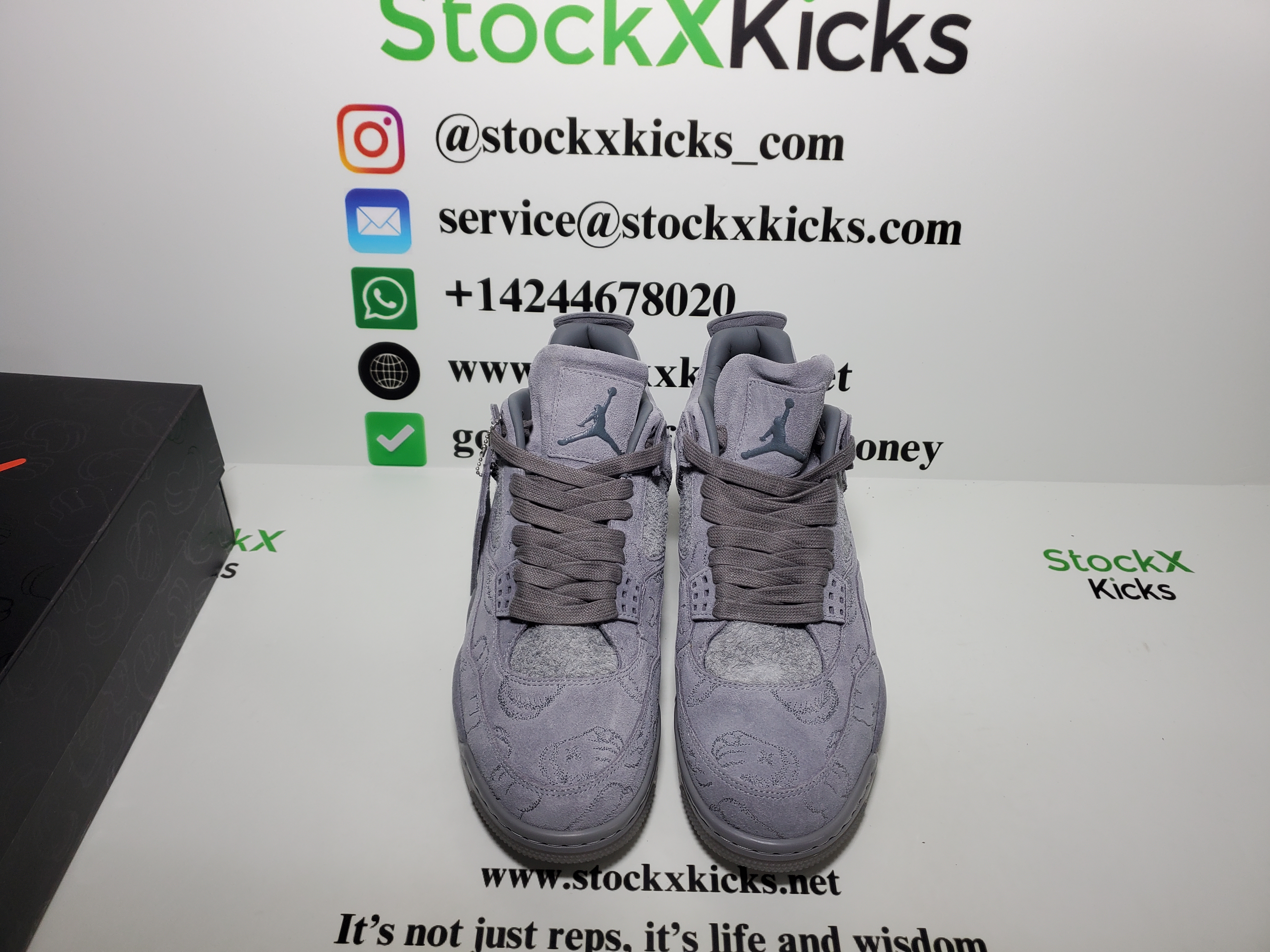 PK God Batch Nike Air Jordan 4 Retro Kaws  930155-003 review stockxkicks 05