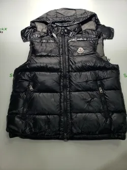 Moncler Bormes Down Vest Black review stockxkicks.org 01