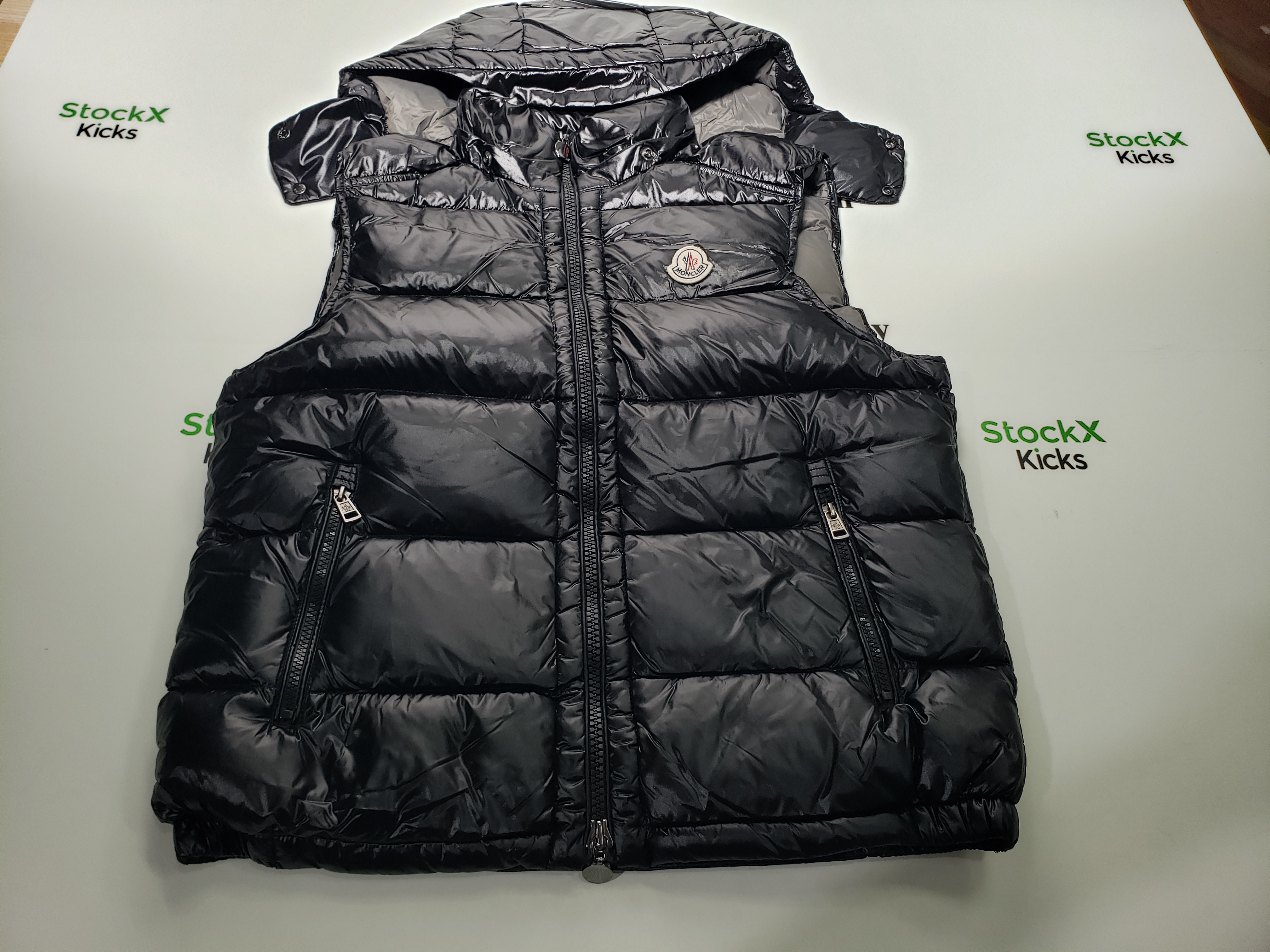 Moncler Bormes Down Vest Black review stockxkicks.org 01