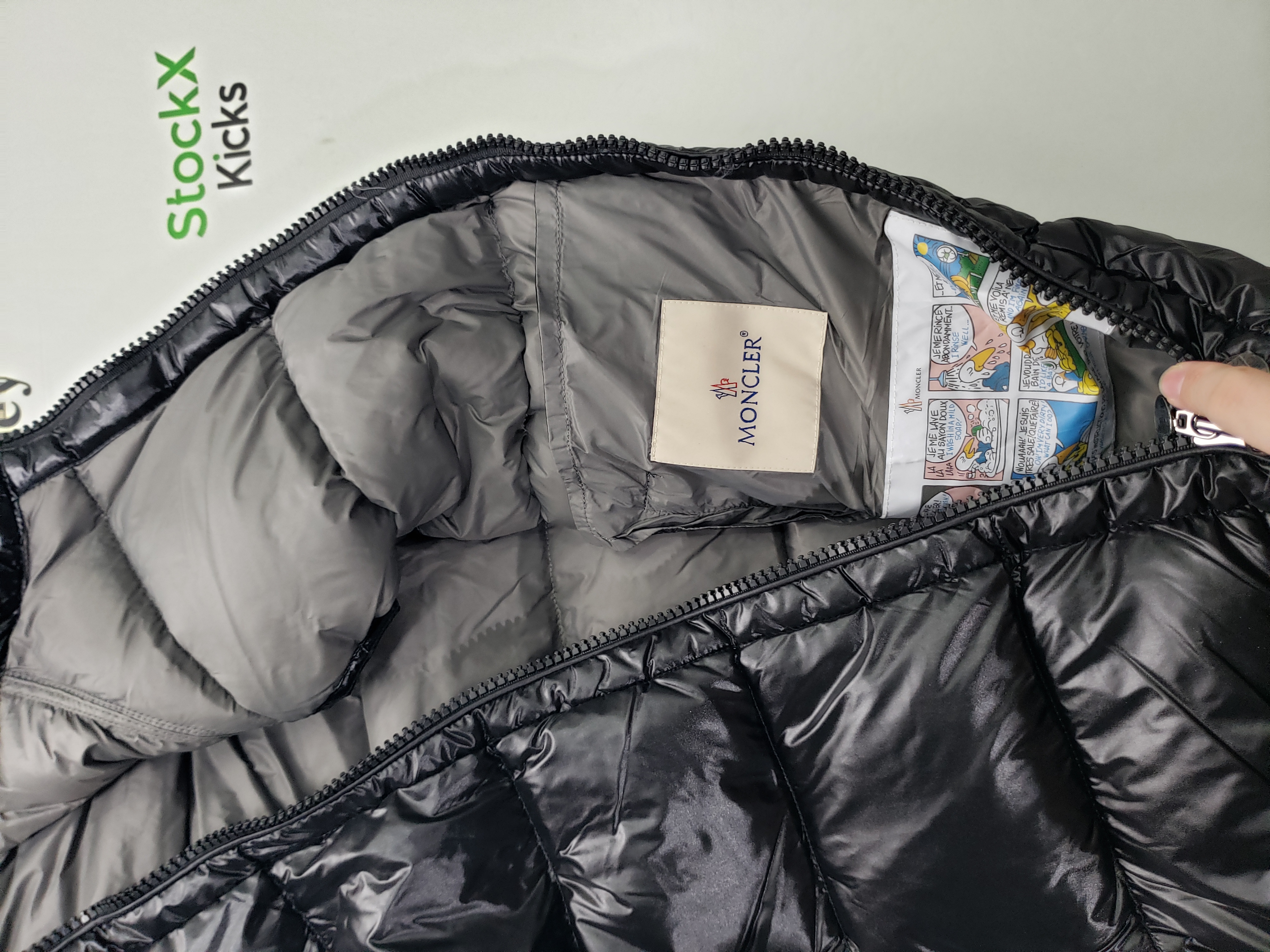 Moncler Bormes Down Vest Black review stockxkicks.org 02