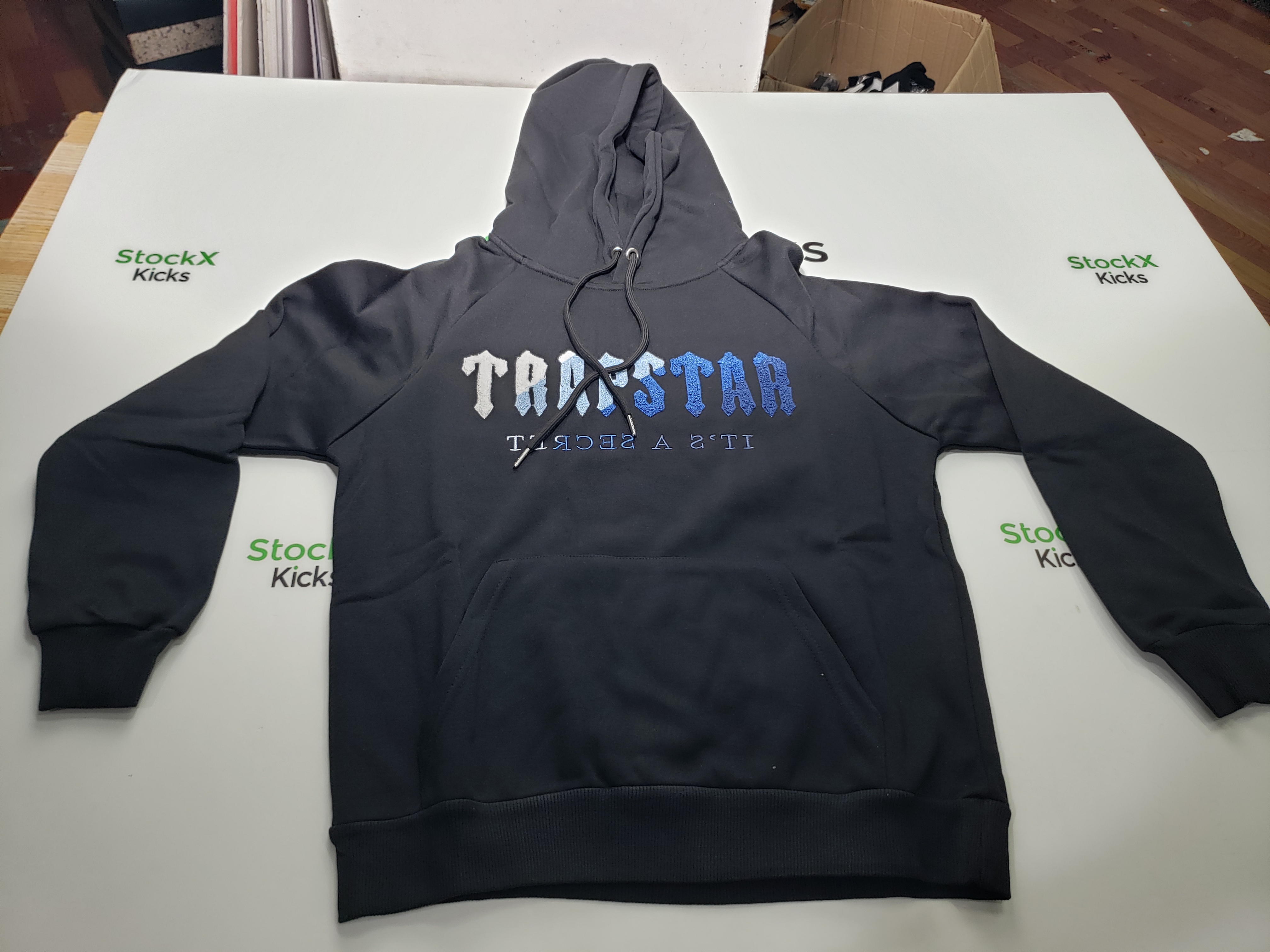 Trapstar Chenille Decoded Hoodie Tracksuit Black Ice Flavours 2.0 Edition review stockxkicks.org 06