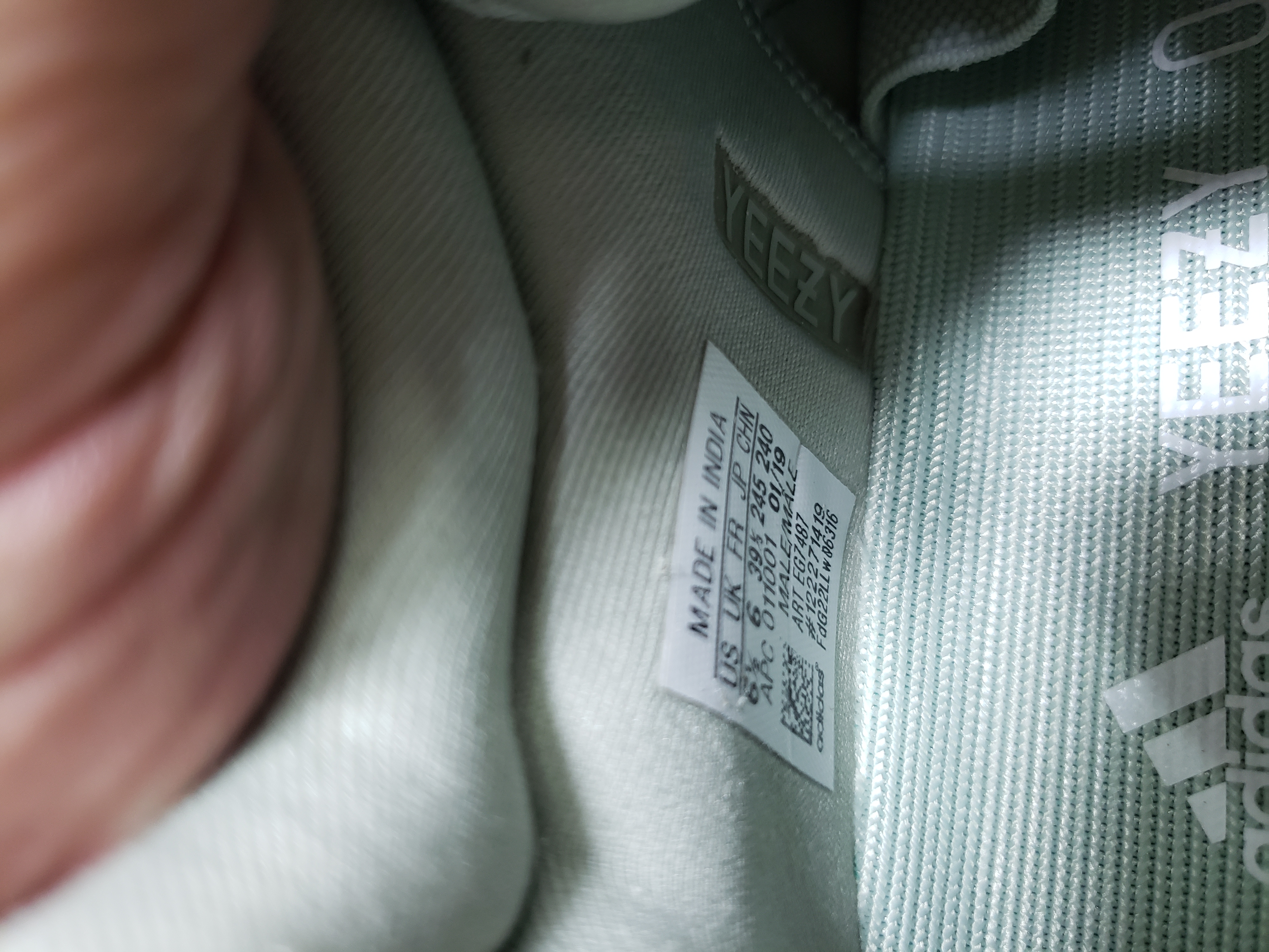 LJR Batch adidas Yeezy Boost 700 Salt EG7487 review stockxkicks.org 02