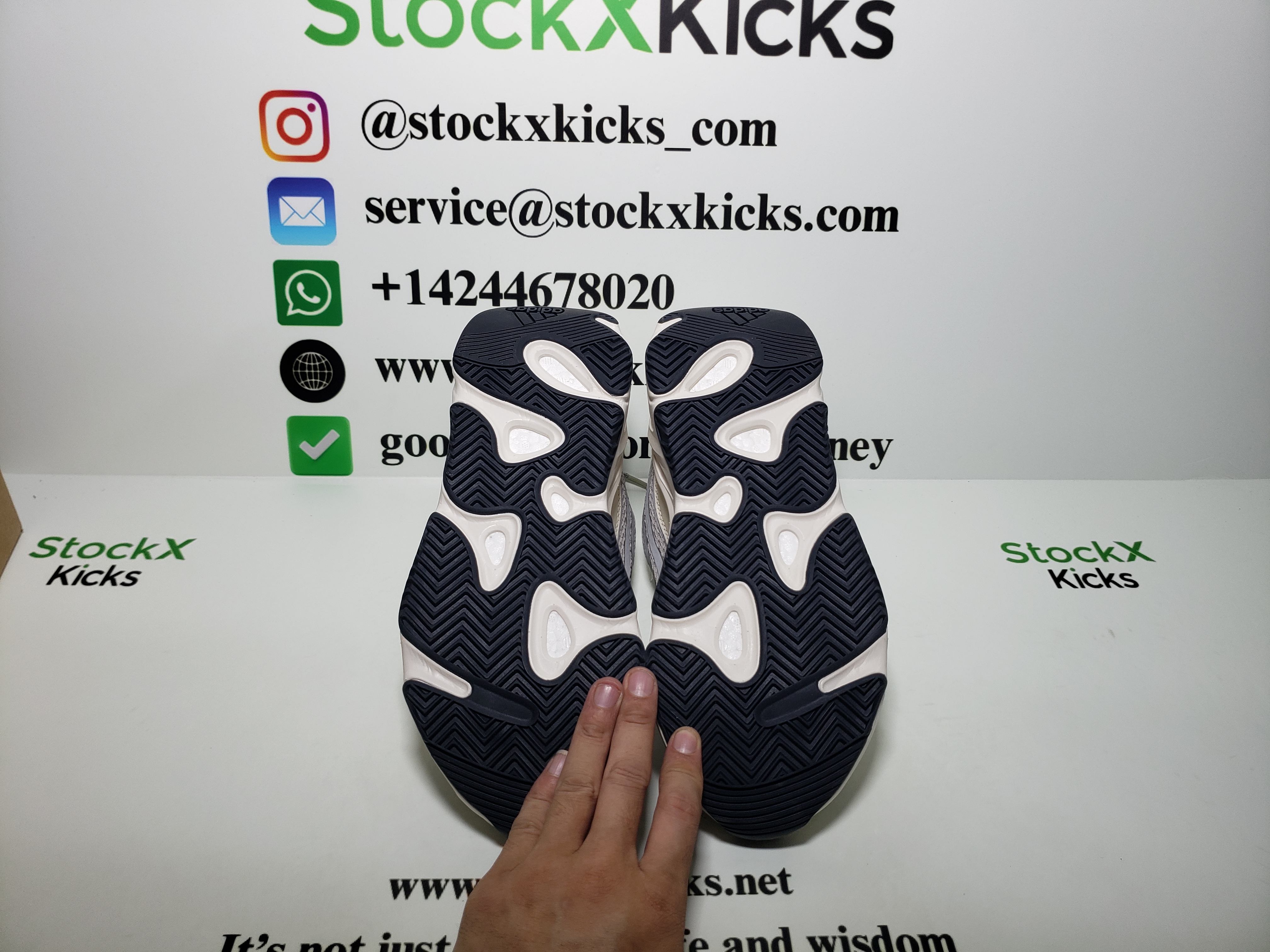 LJR Batch Yeezy Boost 700 V2 “Static” EF2829 review stockxkicks.org 06