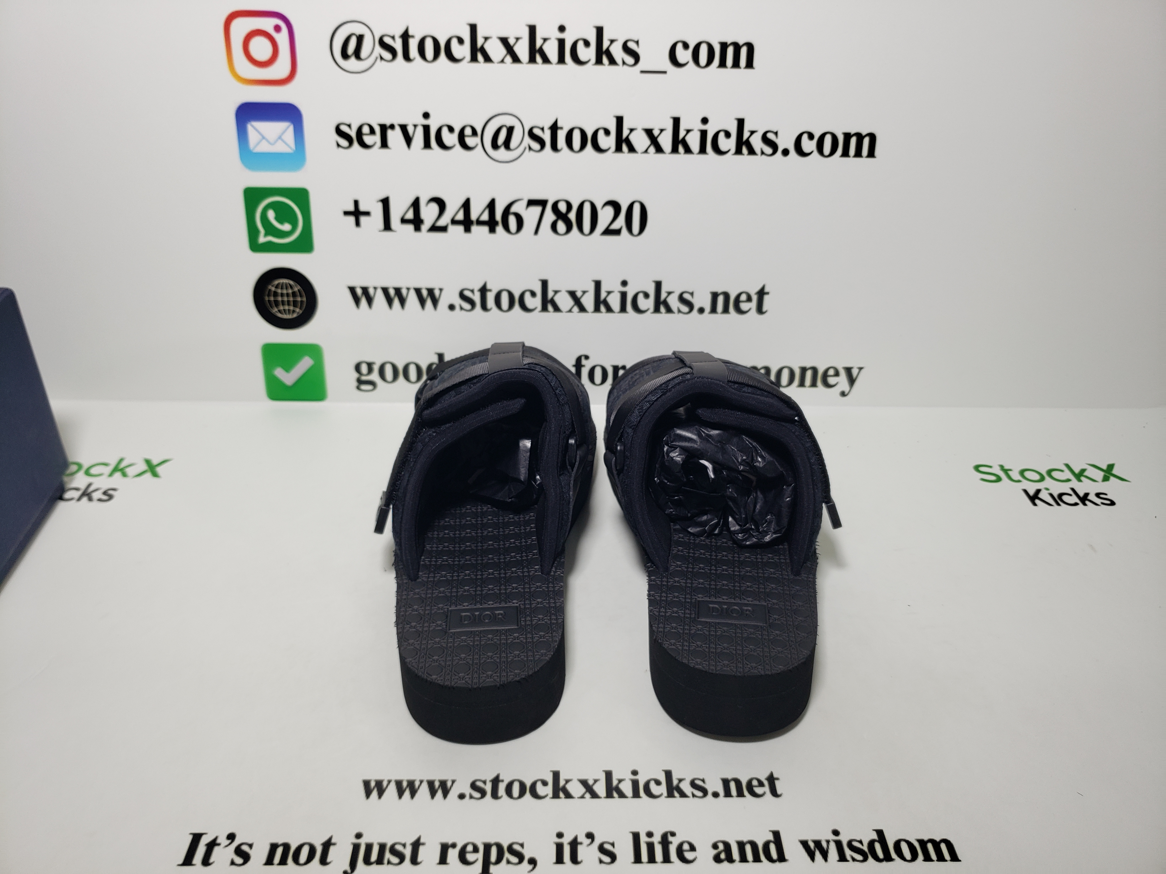 Dior Alpha oblique Black 3SA081YYV H060 review stockxkicks.org 01