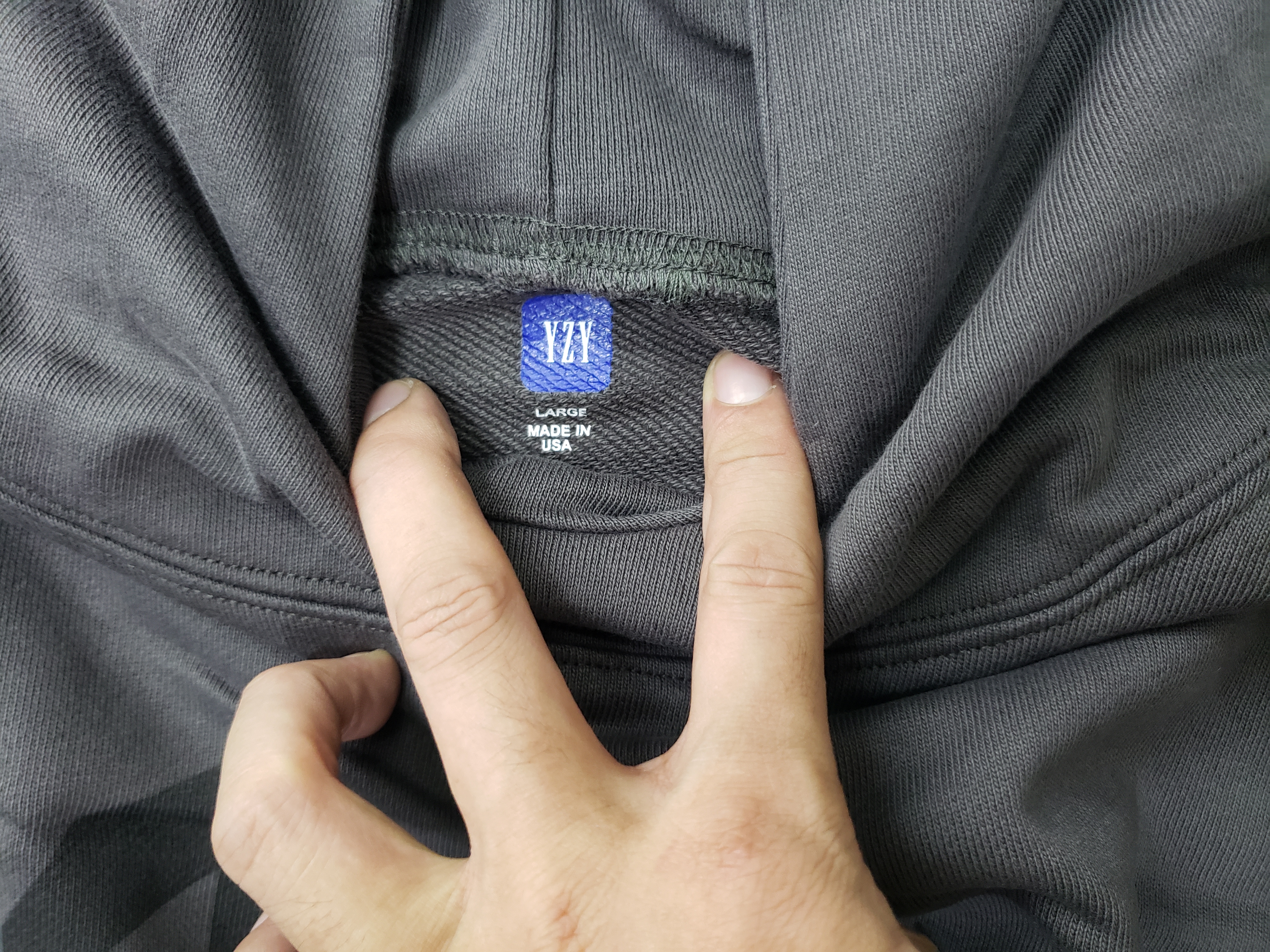 Yeezy Gap Engineered by Balenciaga Dove Hoodie review stockxkicks.org 02