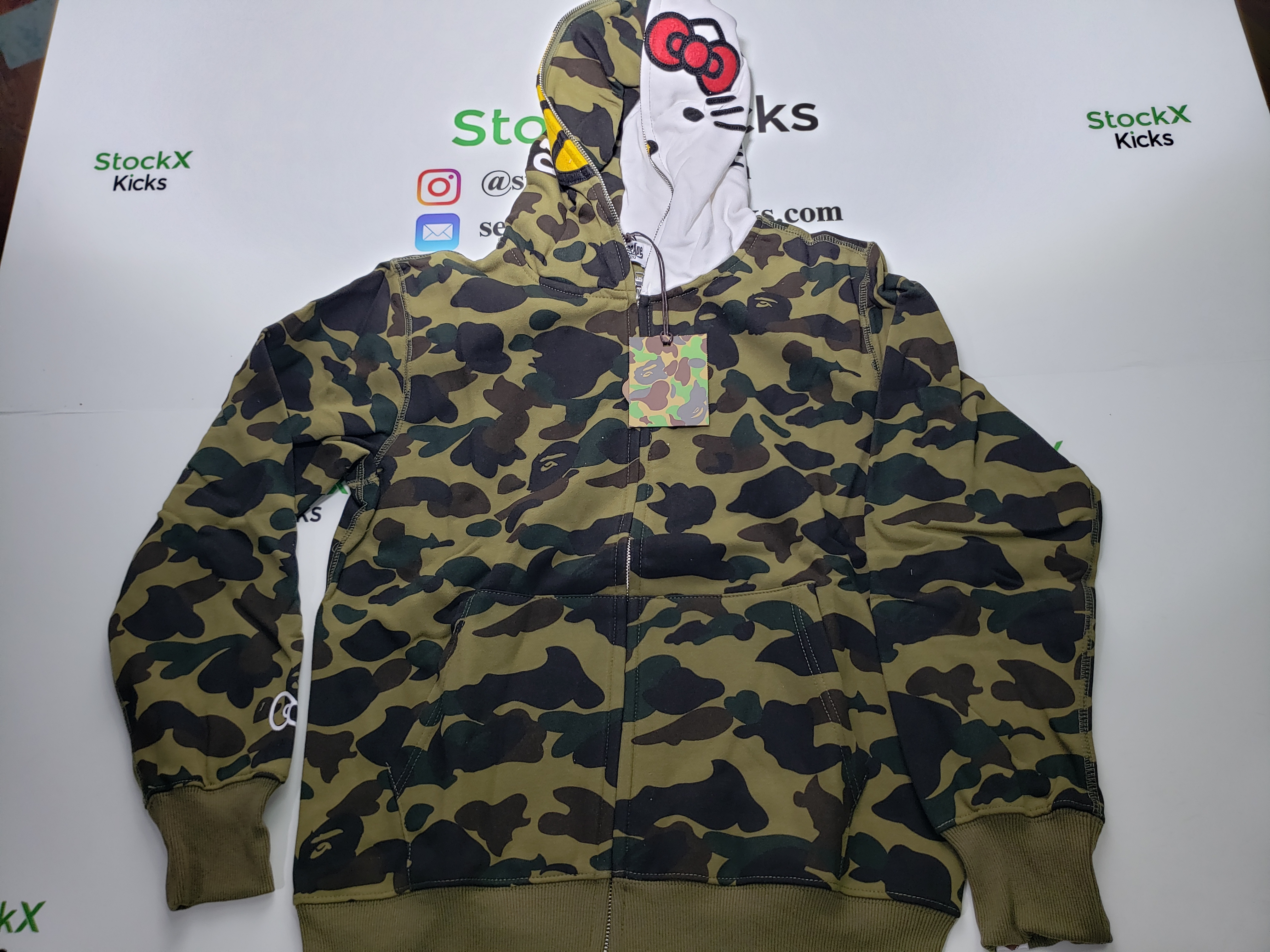 BAPE X HELLO KITTY Hoodie review stockxkicks.org 00
