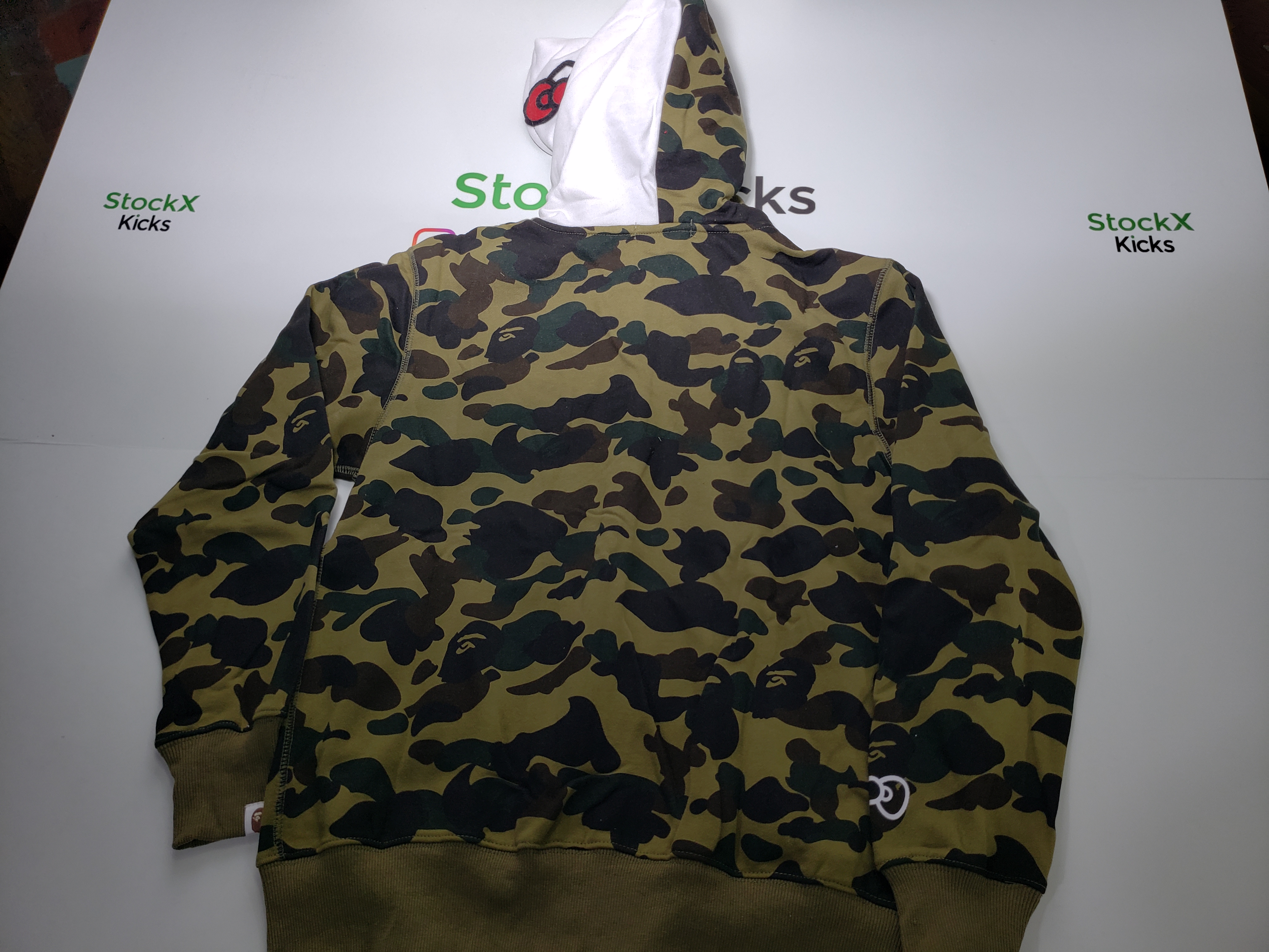 BAPE X HELLO KITTY Hoodie review stockxkicks.org 04
