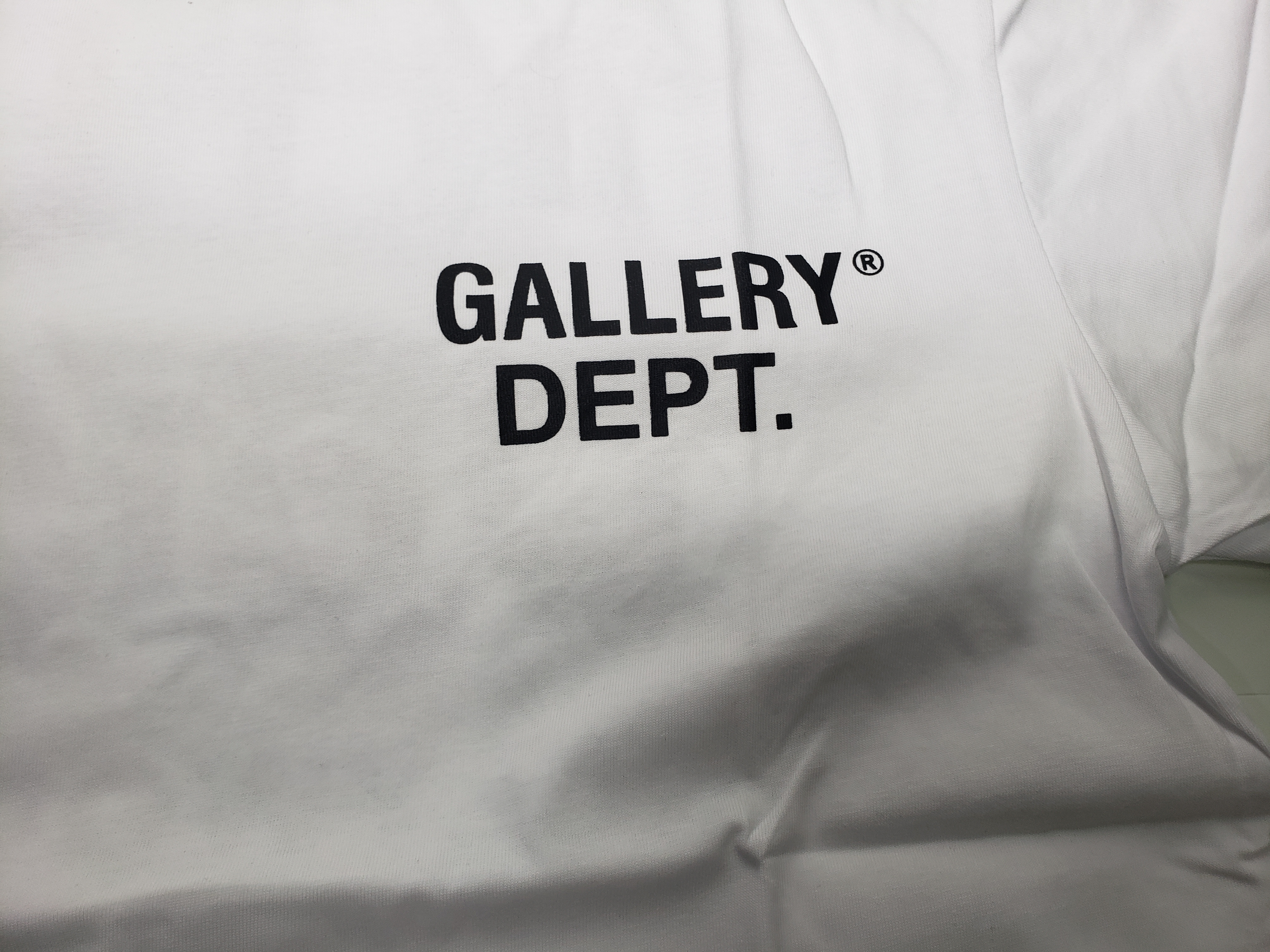 GALLERY DEPT. SOUVENIR T-SHIRT WHITE review stockxkicks.org 01