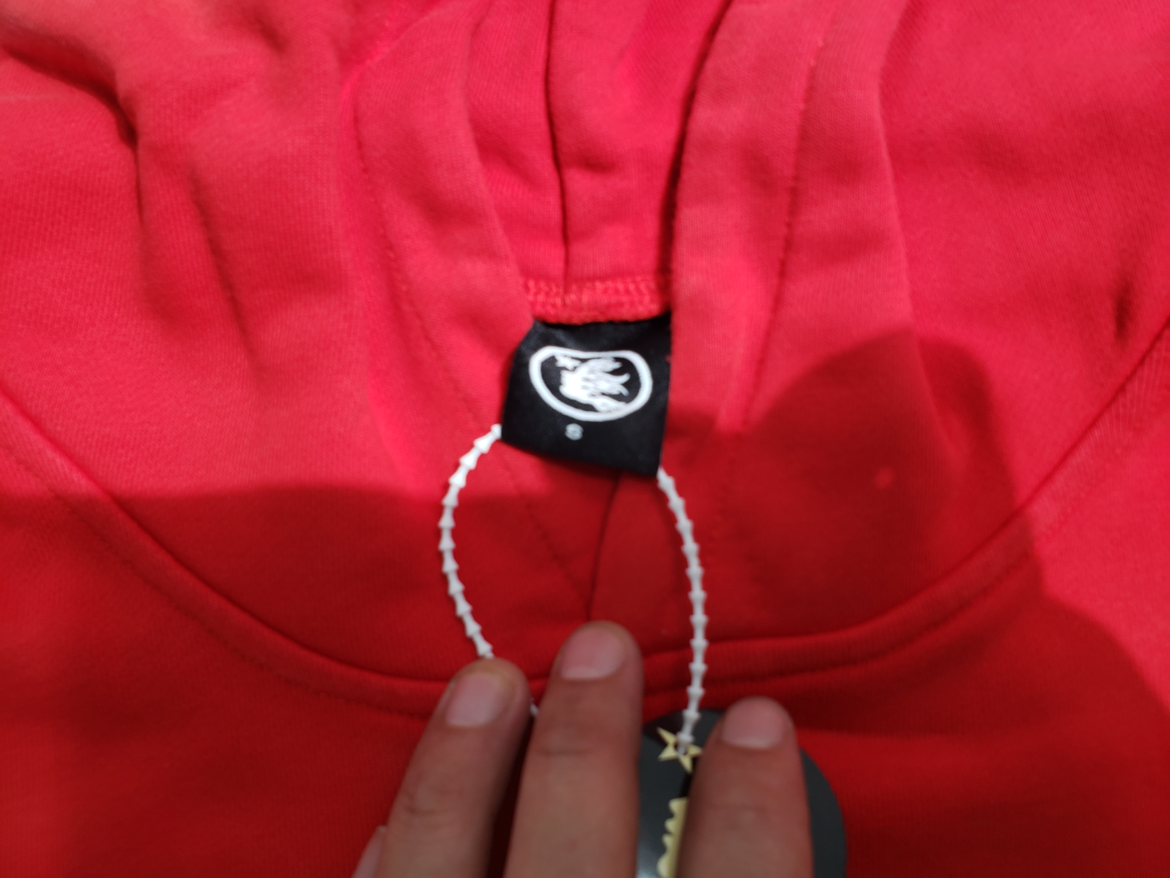 Hellstar Hoodie Red review stockxkicks.org 02