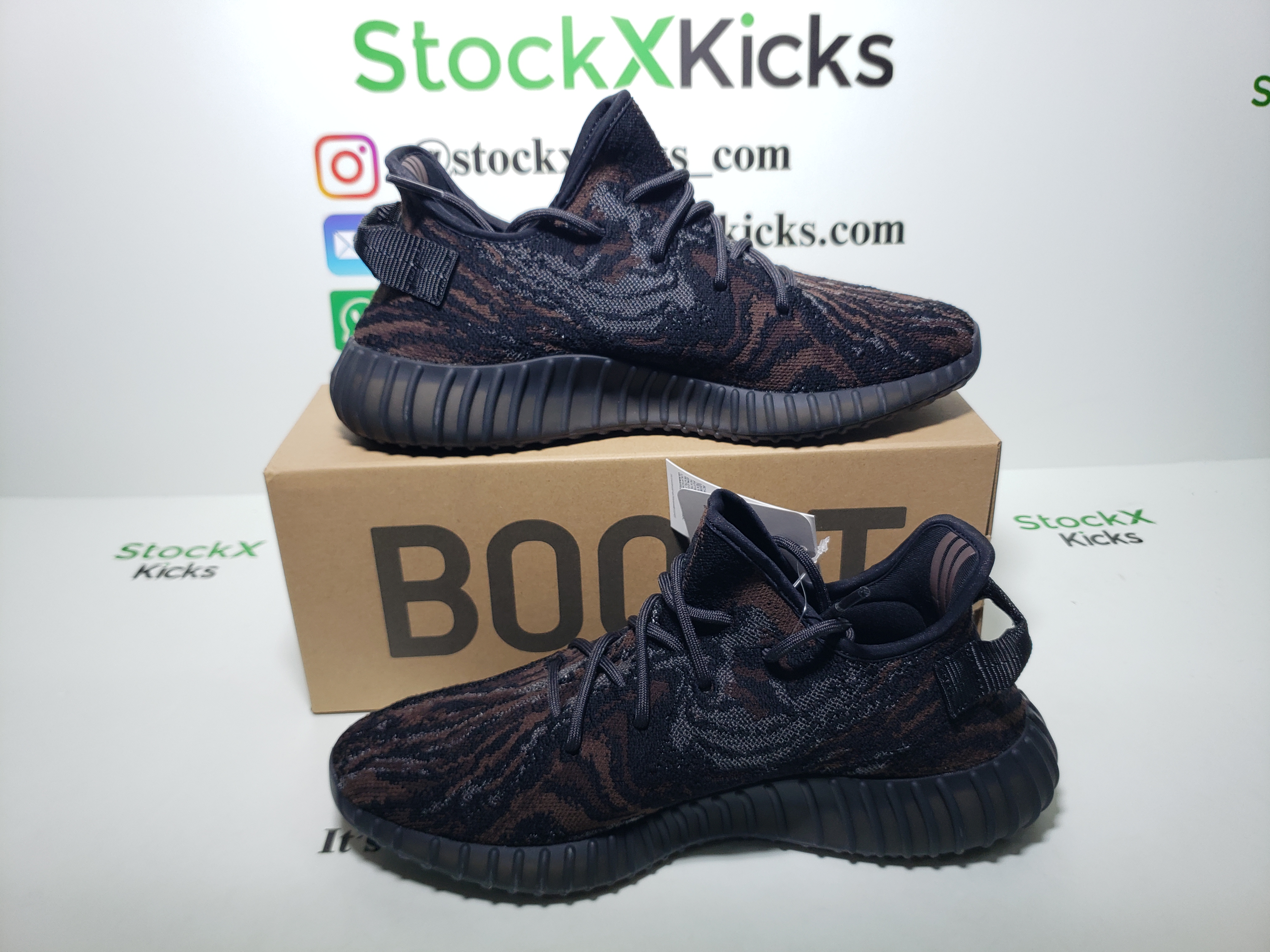 PK God Batch adidas Yeezy Boost 350 V2 MX Rock GW3774 review stockxkicks.org 04