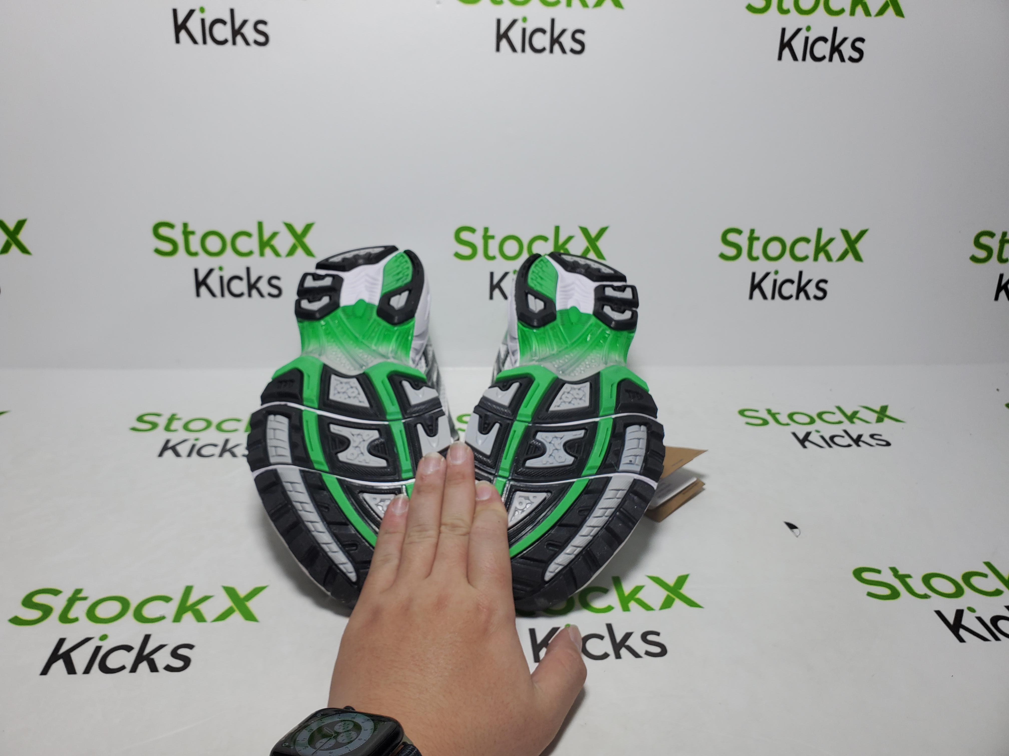 ASICS Gel-Kayano 14 White Malachite Green 1201A019-110 review John 04