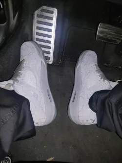 PK God Batch Air Jordan 4 Retro Kaws  930155-003 review Sick 02