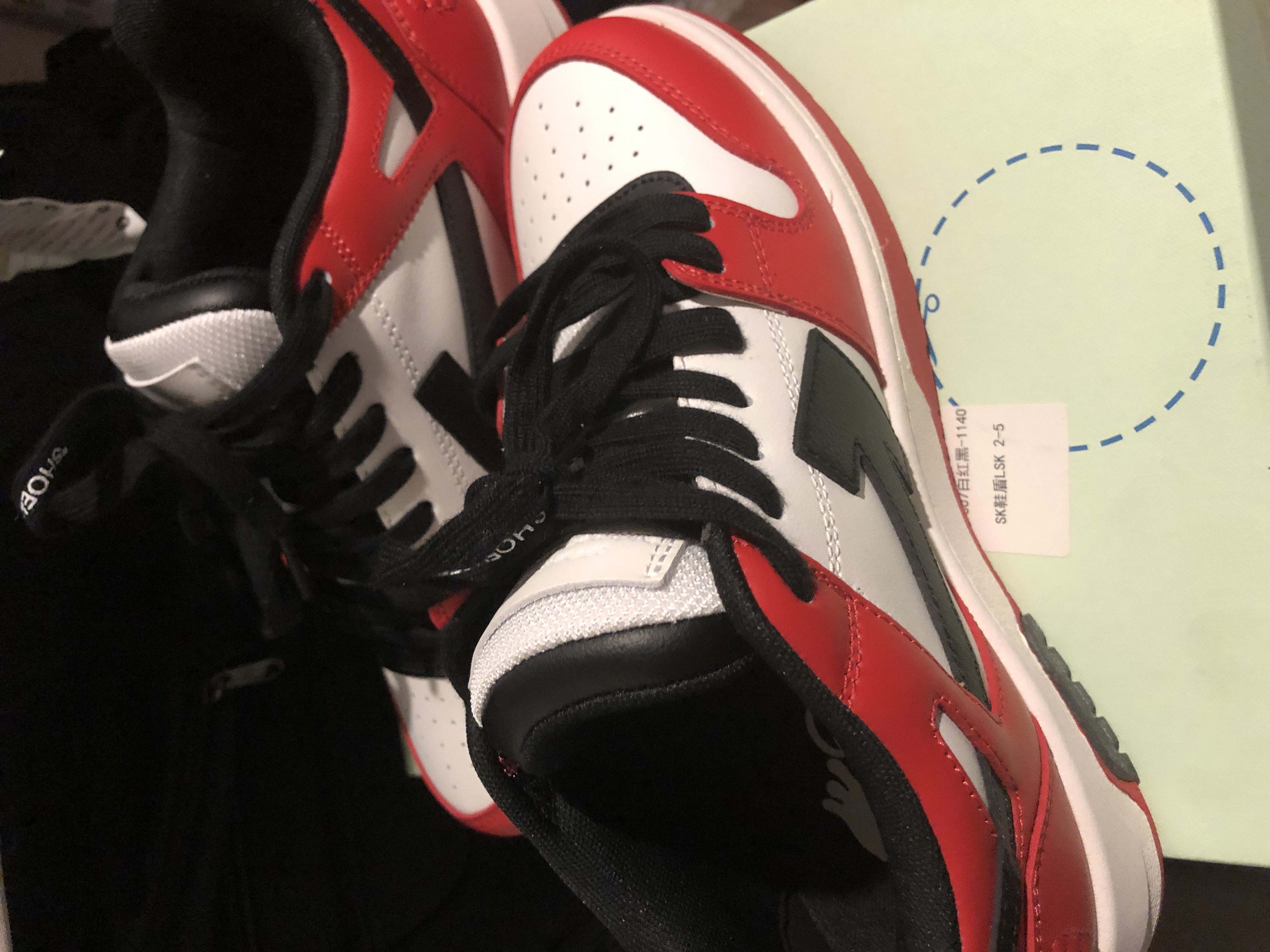 PK God Batch OFF-WHITE Out Of Office OOO Low Tops Black White Red OMIA189 C99LEA00 12510 review Pacino