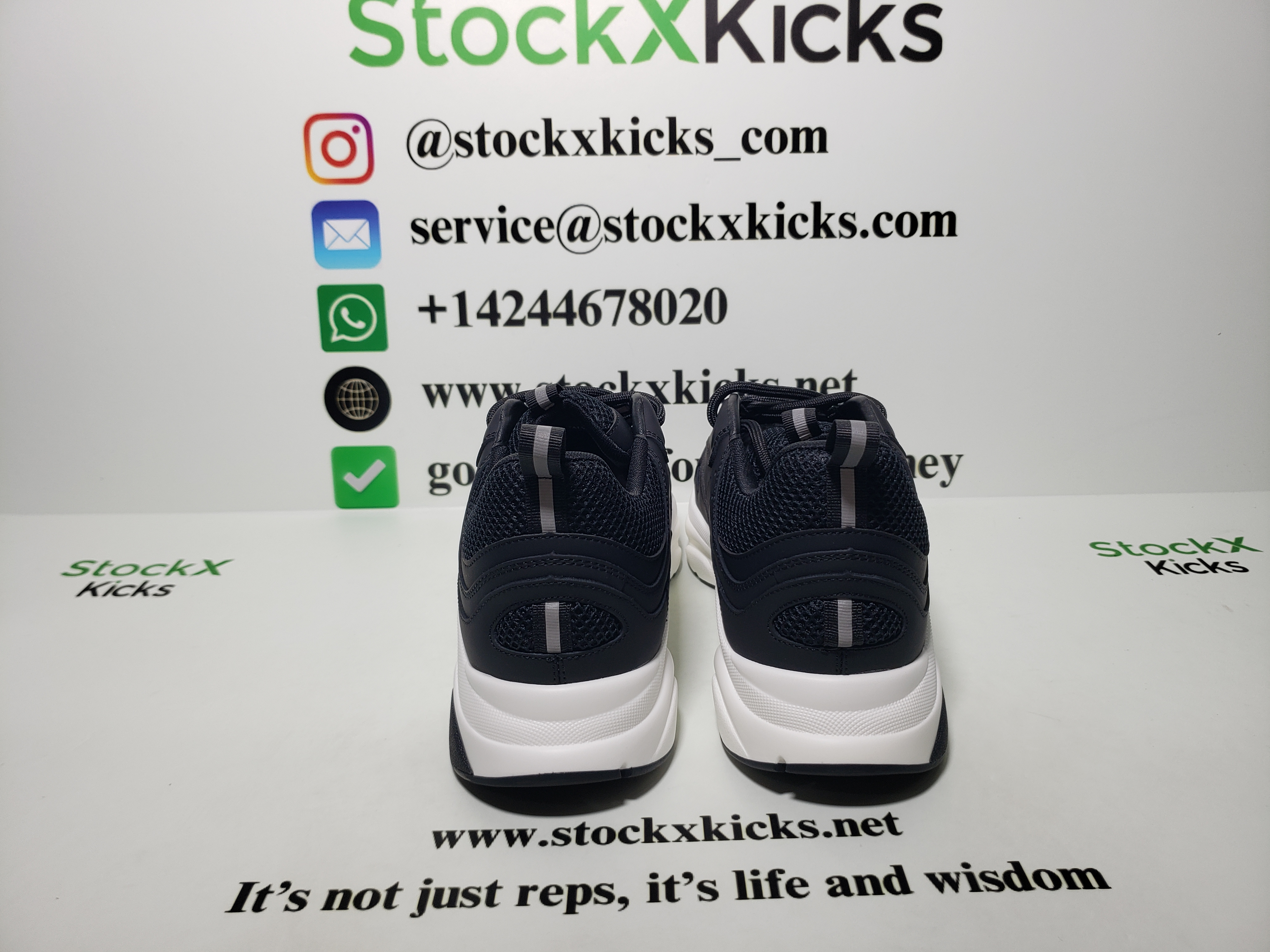 Dior B22 Black 3SN231ZHM_H960 review stockxkicks 01