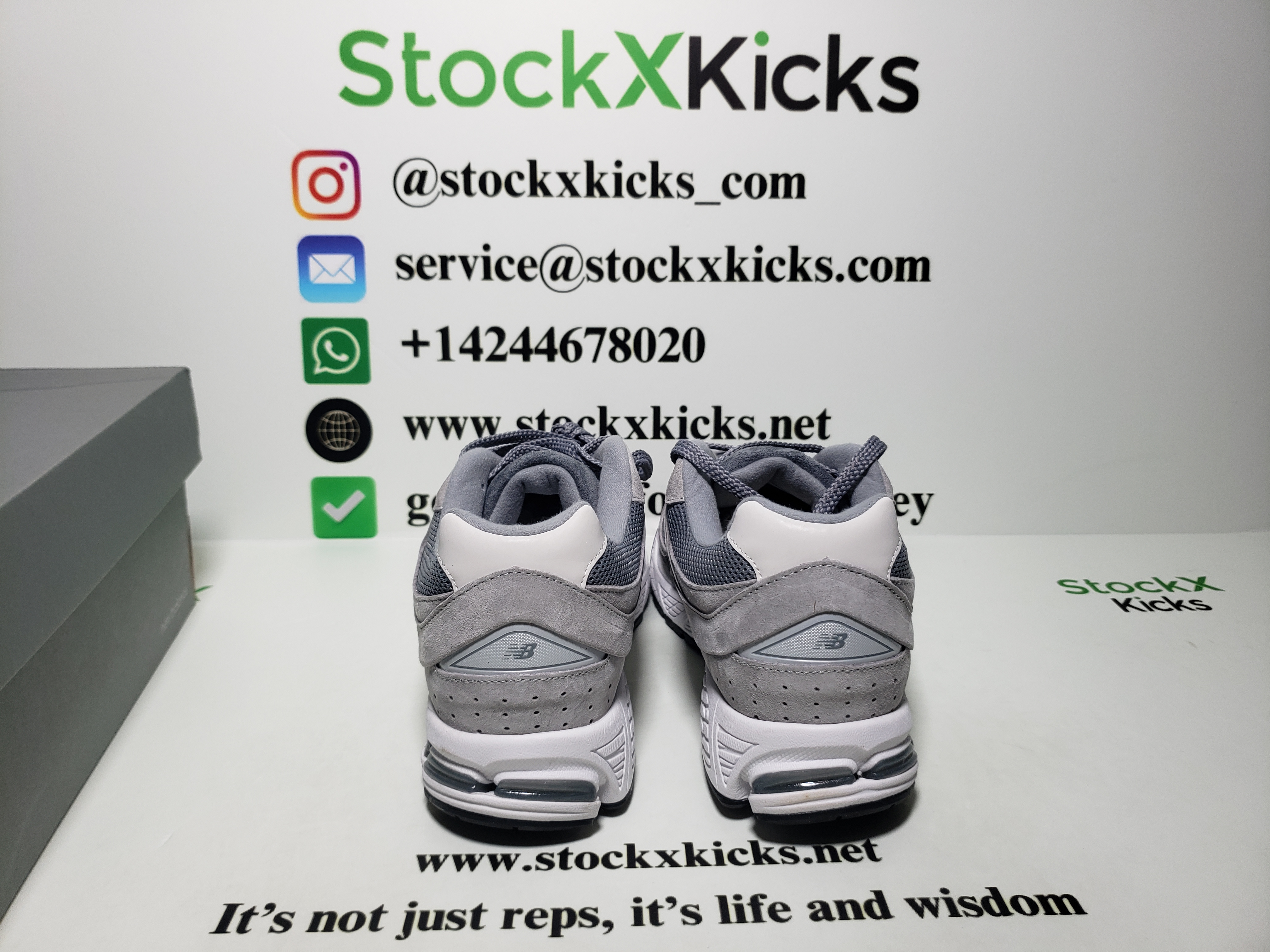 New Balance 2002R White Grey M2002RST review stockxkicks 01
