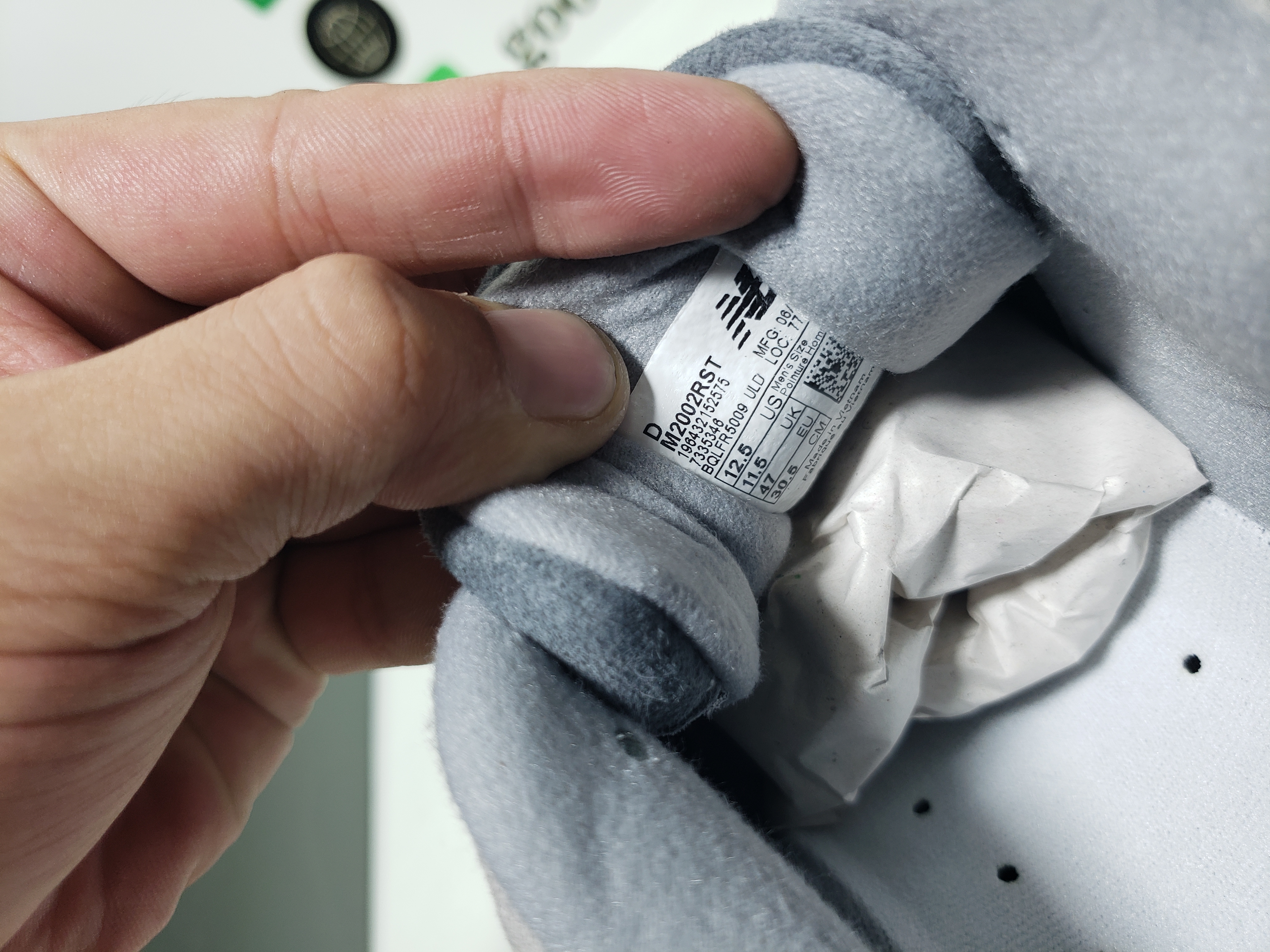 New Balance 2002R White Grey M2002RST review stockxkicks 02