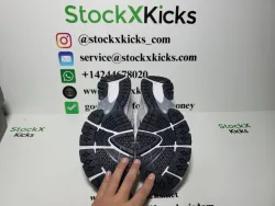 New Balance 2002R White Grey M2002RST review stockxkicks 07