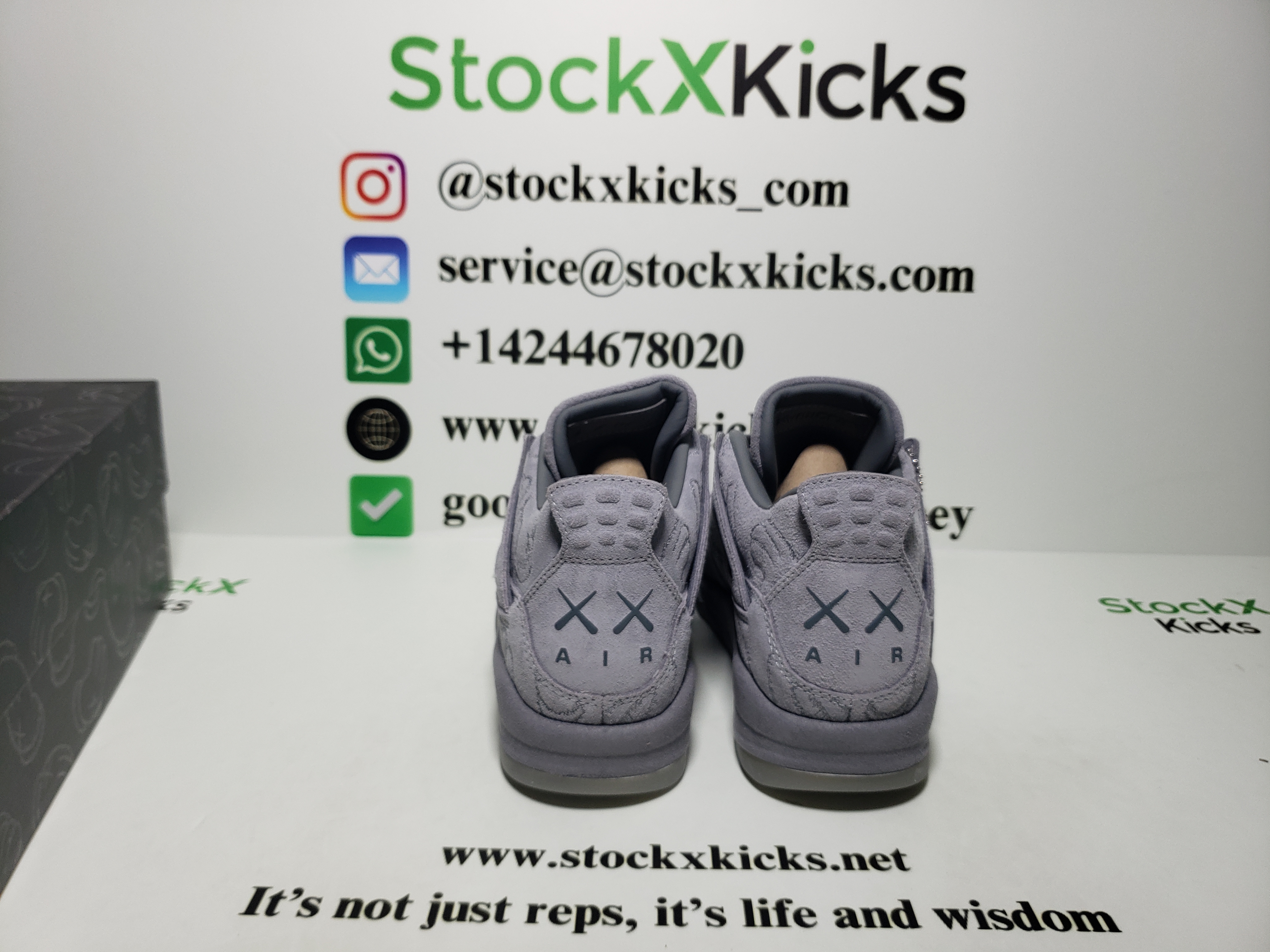 PK God Batch Nike Air Jordan 4 Retro Kaws  930155-003 review stockxkicks 01