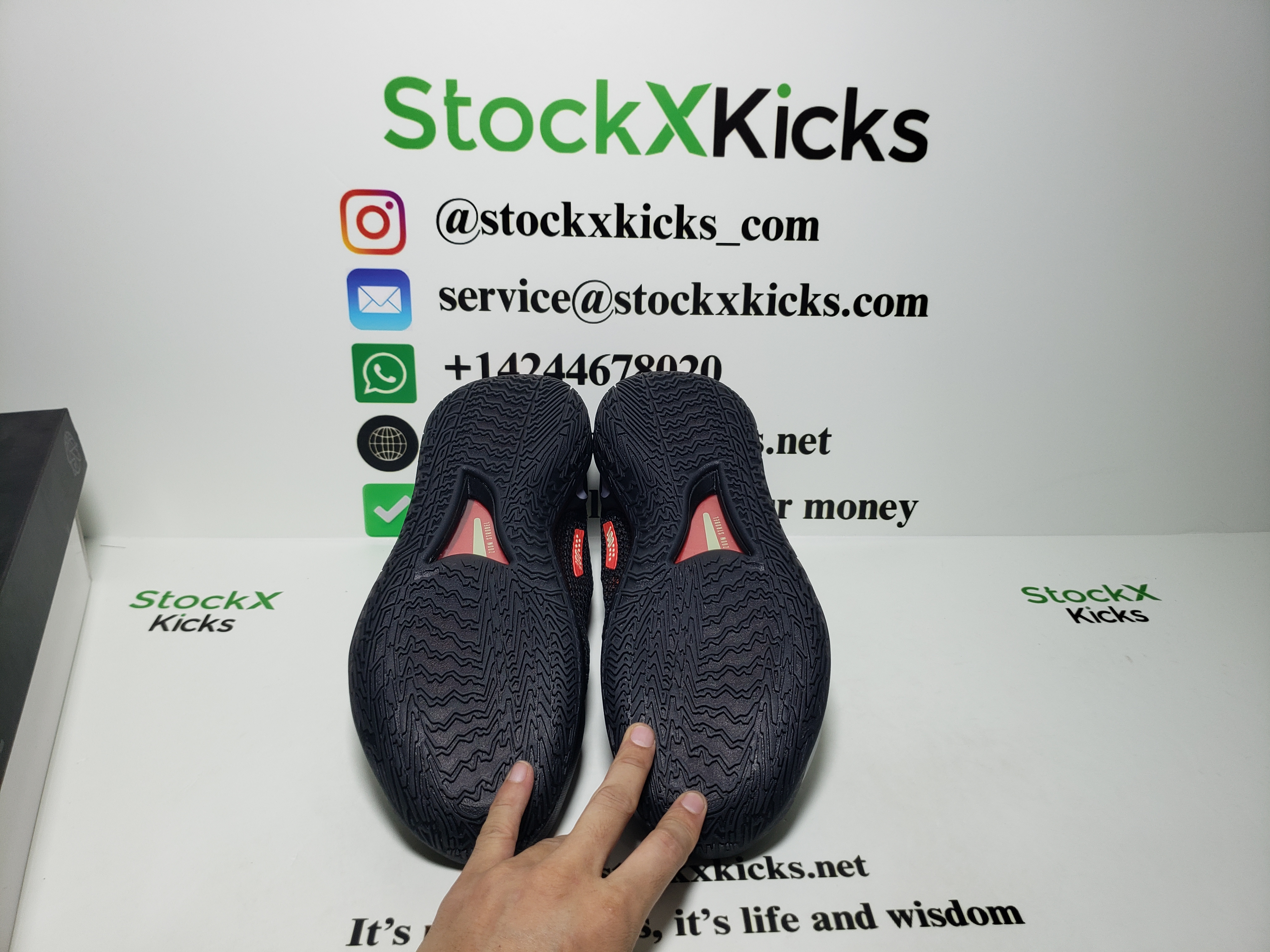 Nike Air Zoom GT Cut Black Crimson Green CZ0176-001 review stockxkicks 06