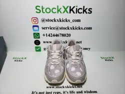 New Balance 1906R Polka Dot Moonrock M1906RPA review stockxkicks 07
