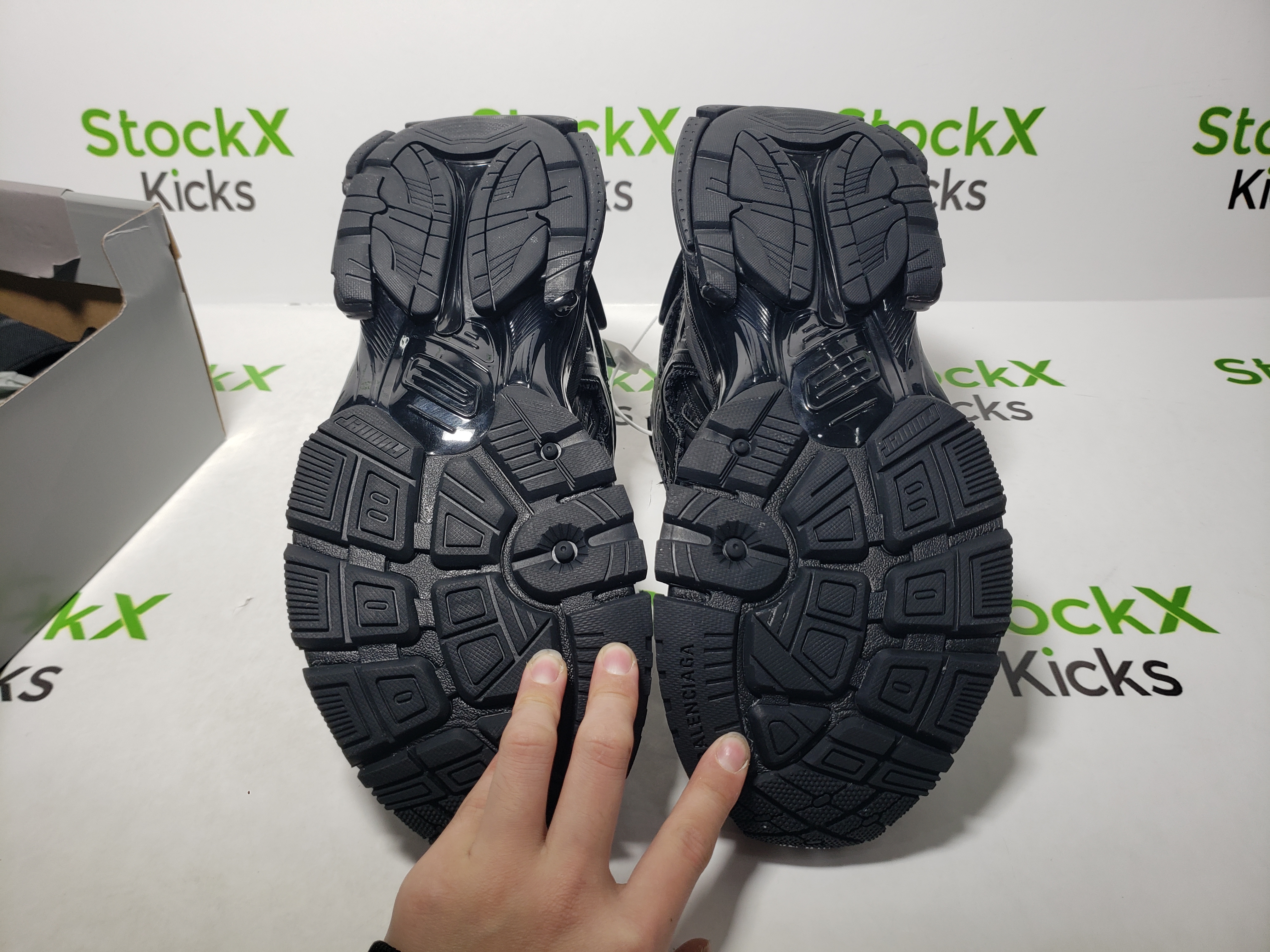 【Top PK Version】Balenciaga Runner Black review Jeff 02