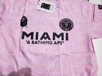 BAPE x Inter Miami CF Camo Tee Pink review stockxkicks.org 01
