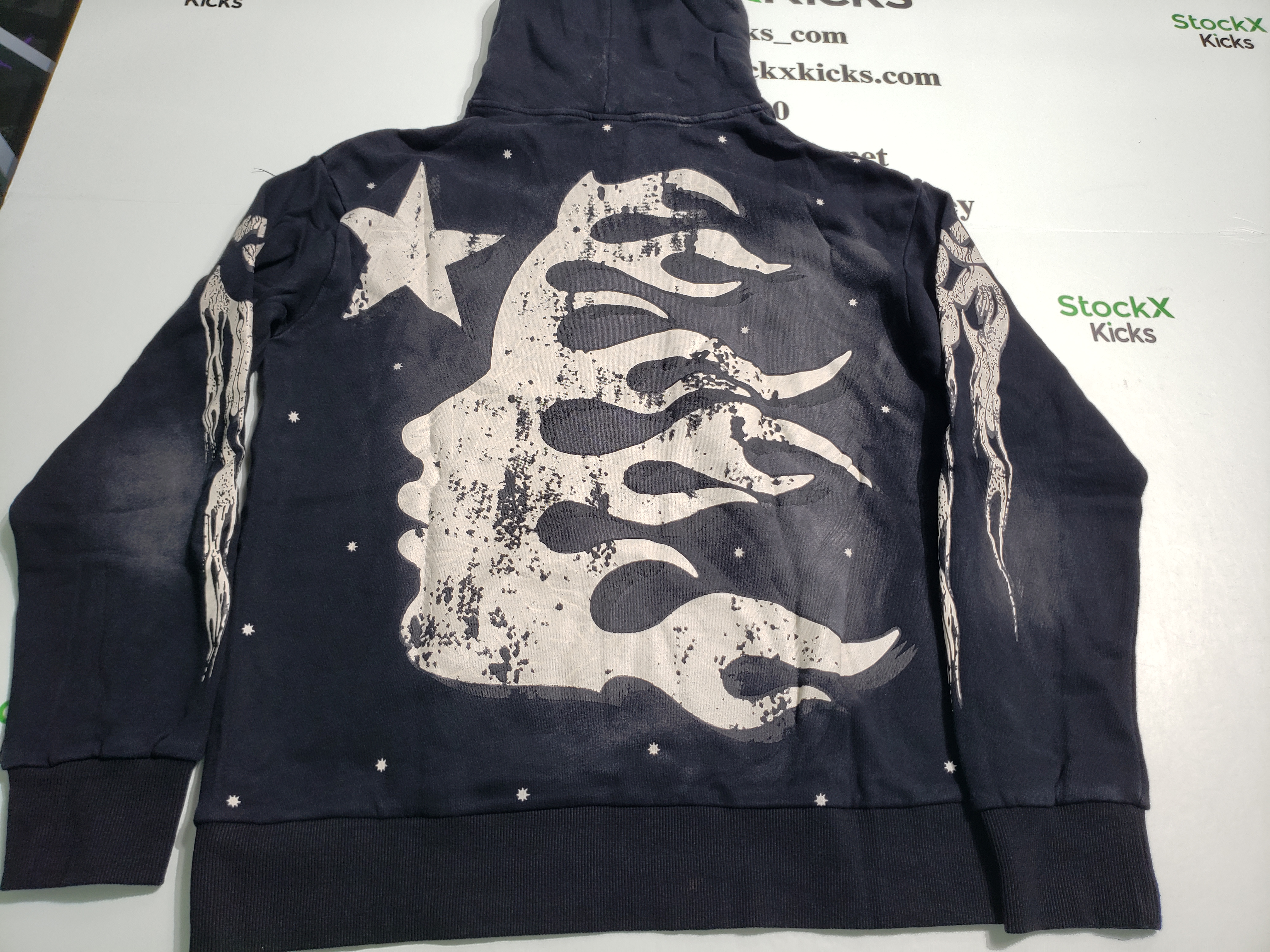 Hellstar Racer Hooded Vintage Black Hoodie review stockxkicks.org 03