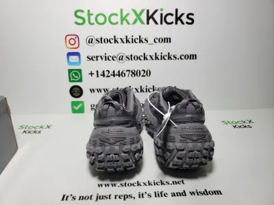 Balenciaga Defender Black Gray 685611 W2RA6 3000 review stockxkicks.org 01
