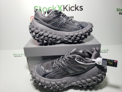 Balenciaga Defender Black Gray 685611 W2RA6 3000 review stockxkicks.org 05