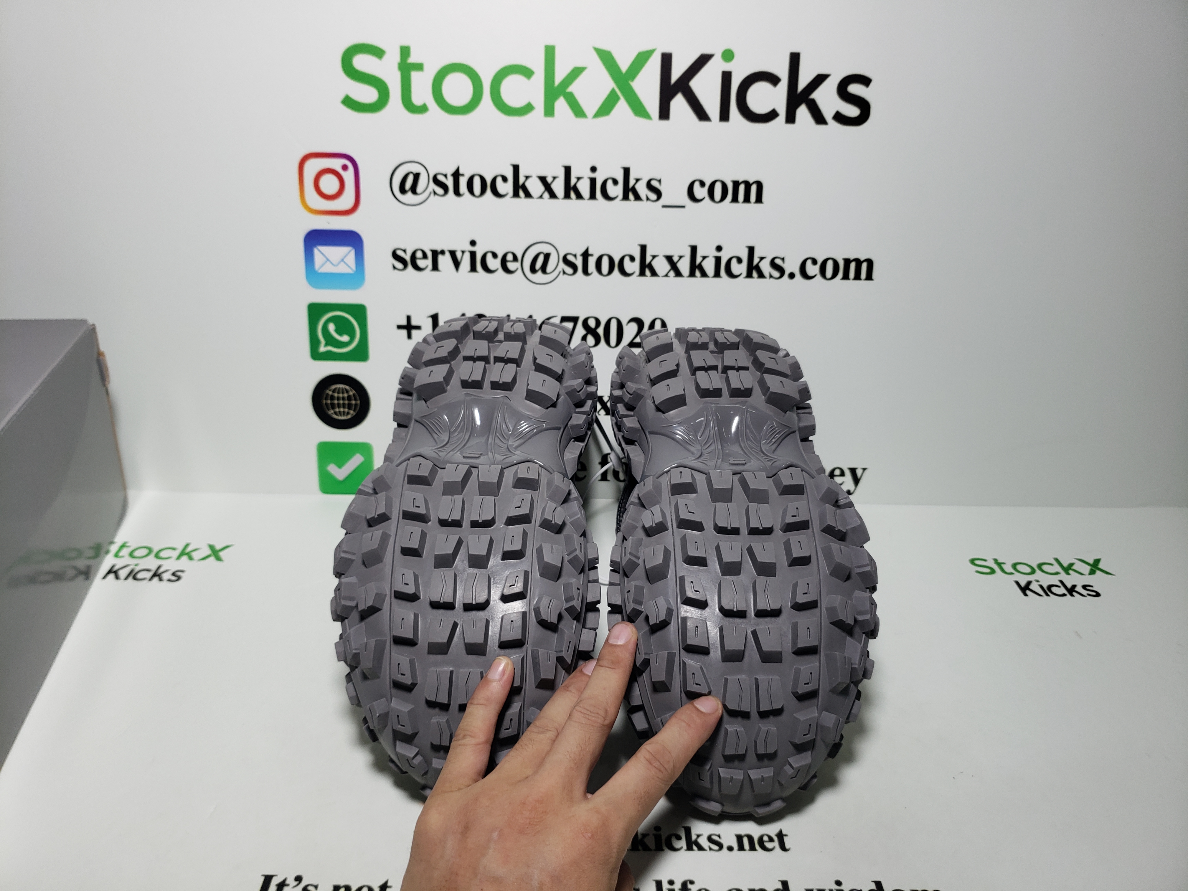 Balenciaga Defender Black Gray 685611 W2RA6 3000 review stockxkicks.org 06