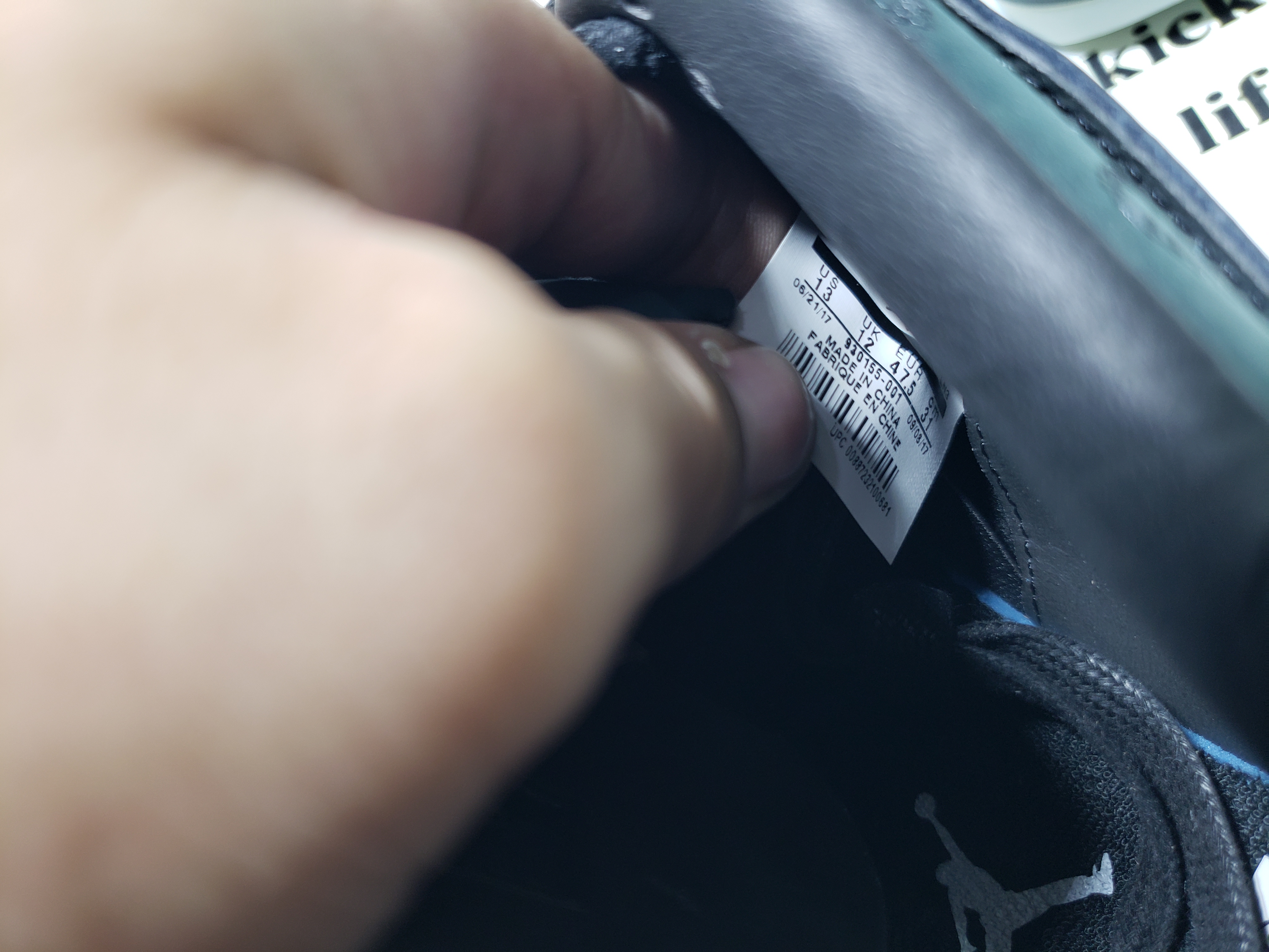 PK God Batch Air Jordan 4 Retro Kaws Black 930155-001 review Stockxkicks.org 02