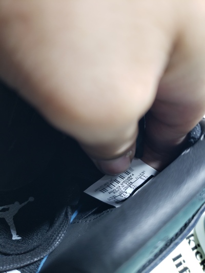 PK God Batch Air Jordan 4 Retro Kaws Black 930155-001 review Stockxkicks.org 02