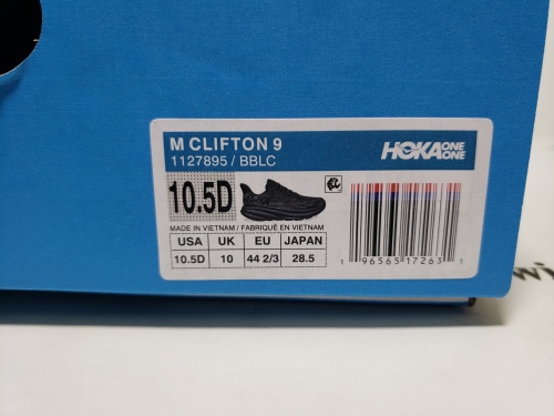 HOKA ONE ONE Black review 