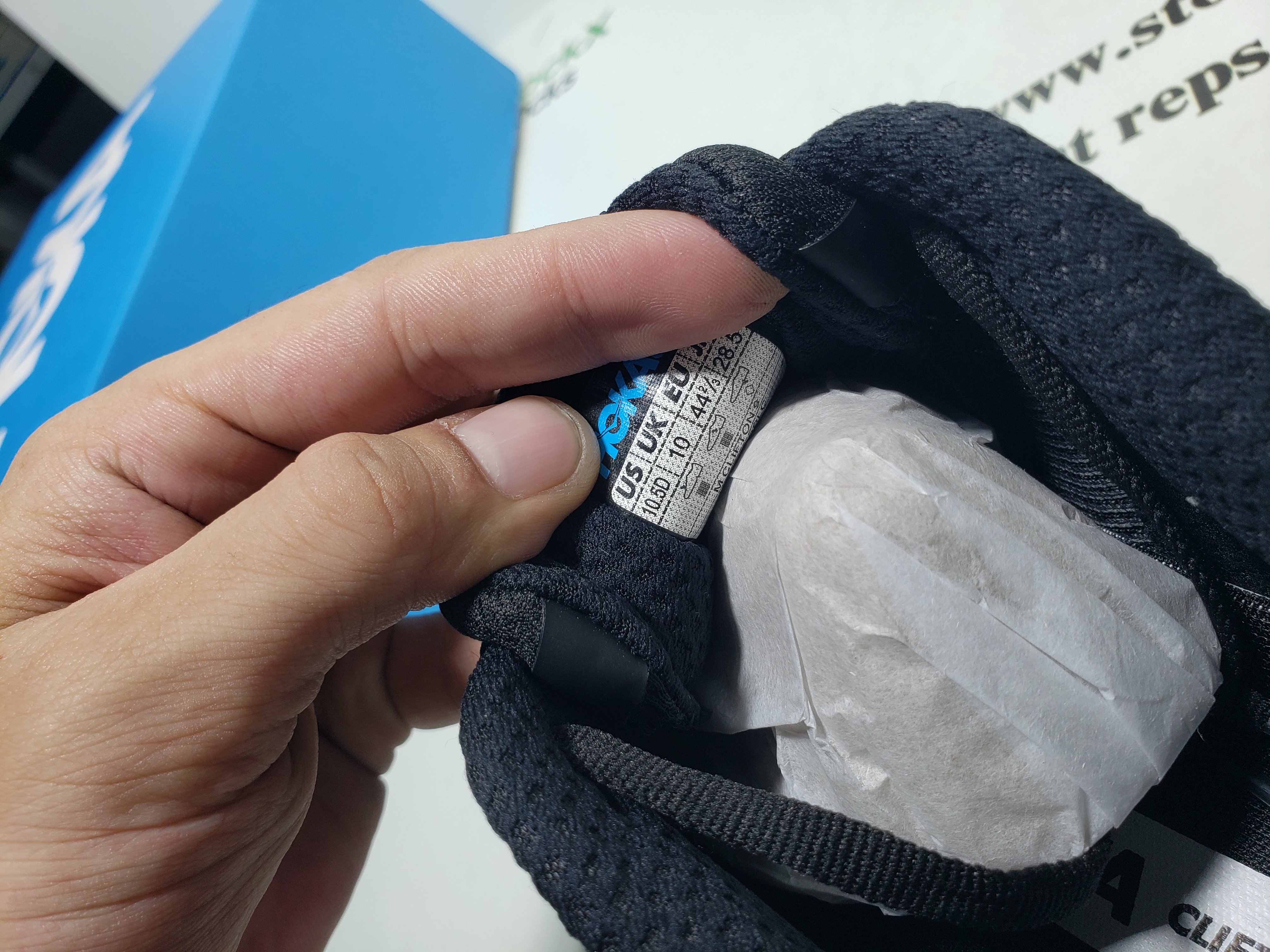 HOKA ONE ONE Black review Stockxkicks.org 02