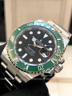 ROLEX Submariner M126610LV-0002  review STEPHANIE CHARPENTIER PERDIGON