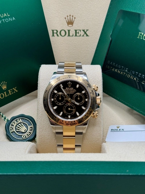 ROLEX Cosmograph Daytona M116503-0004 review 