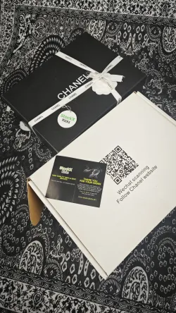 Chanel CC Logo Sneaker Black Silver review Stockxkicks 01