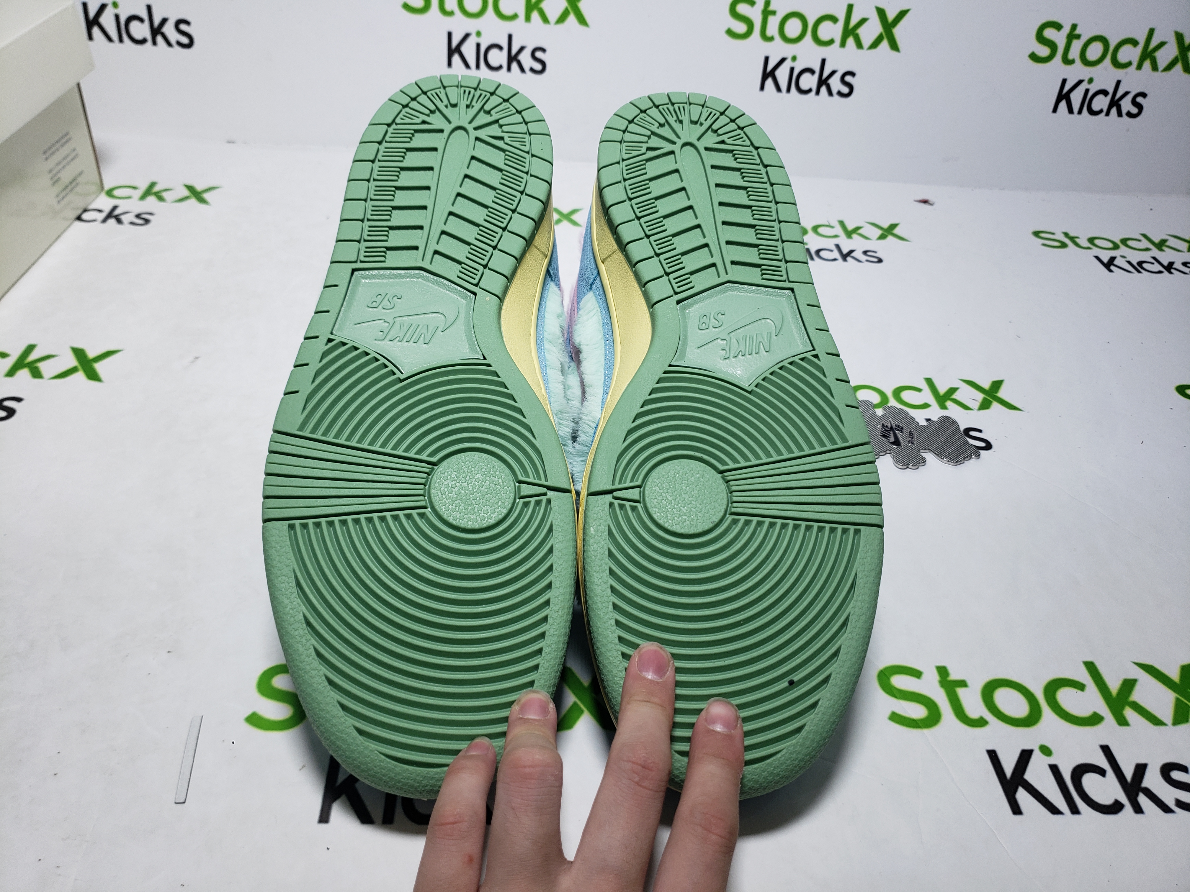 PK God Batch Nike SB Dunk LowVerdy Visty FN6040-400 review stockxkicksvip 06