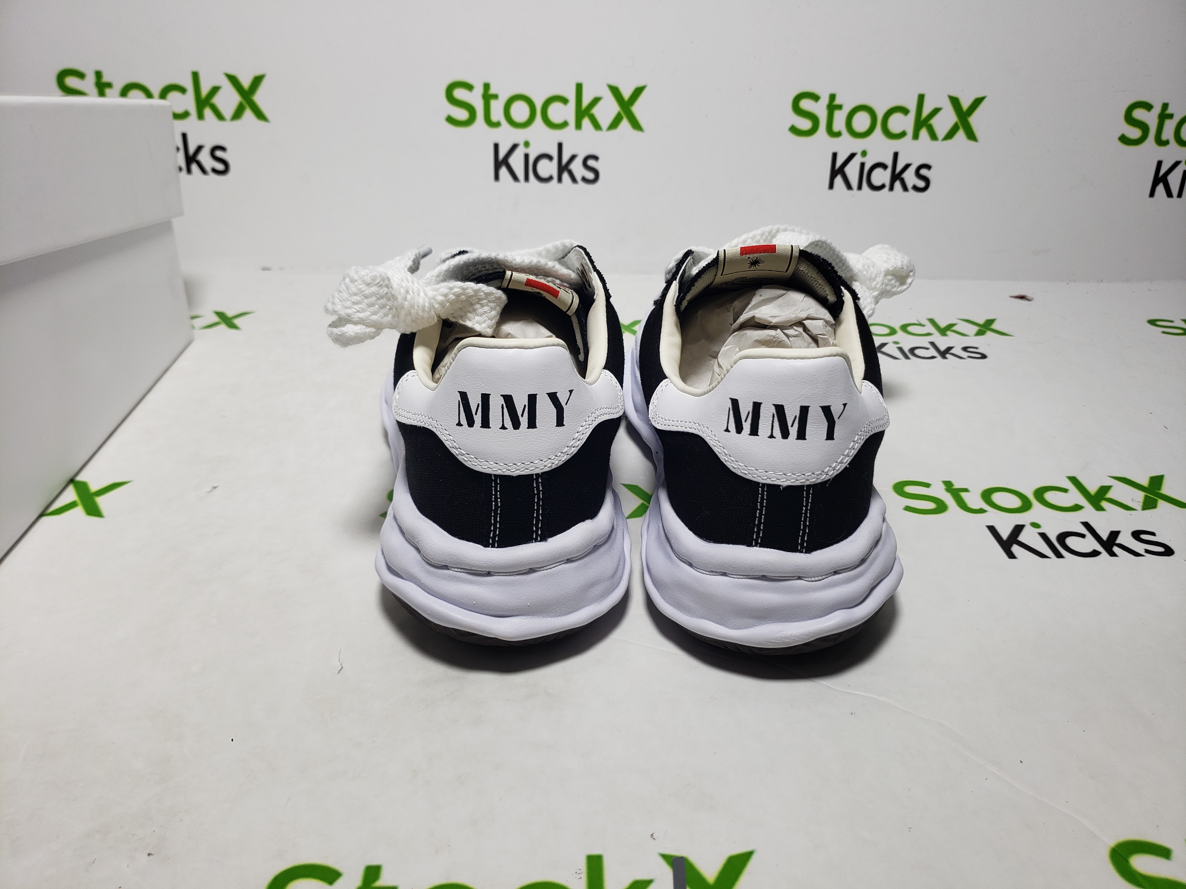 Maison MIHARA YASUHIRO White And Black Background NO.762 review Stockxkicksvip 01