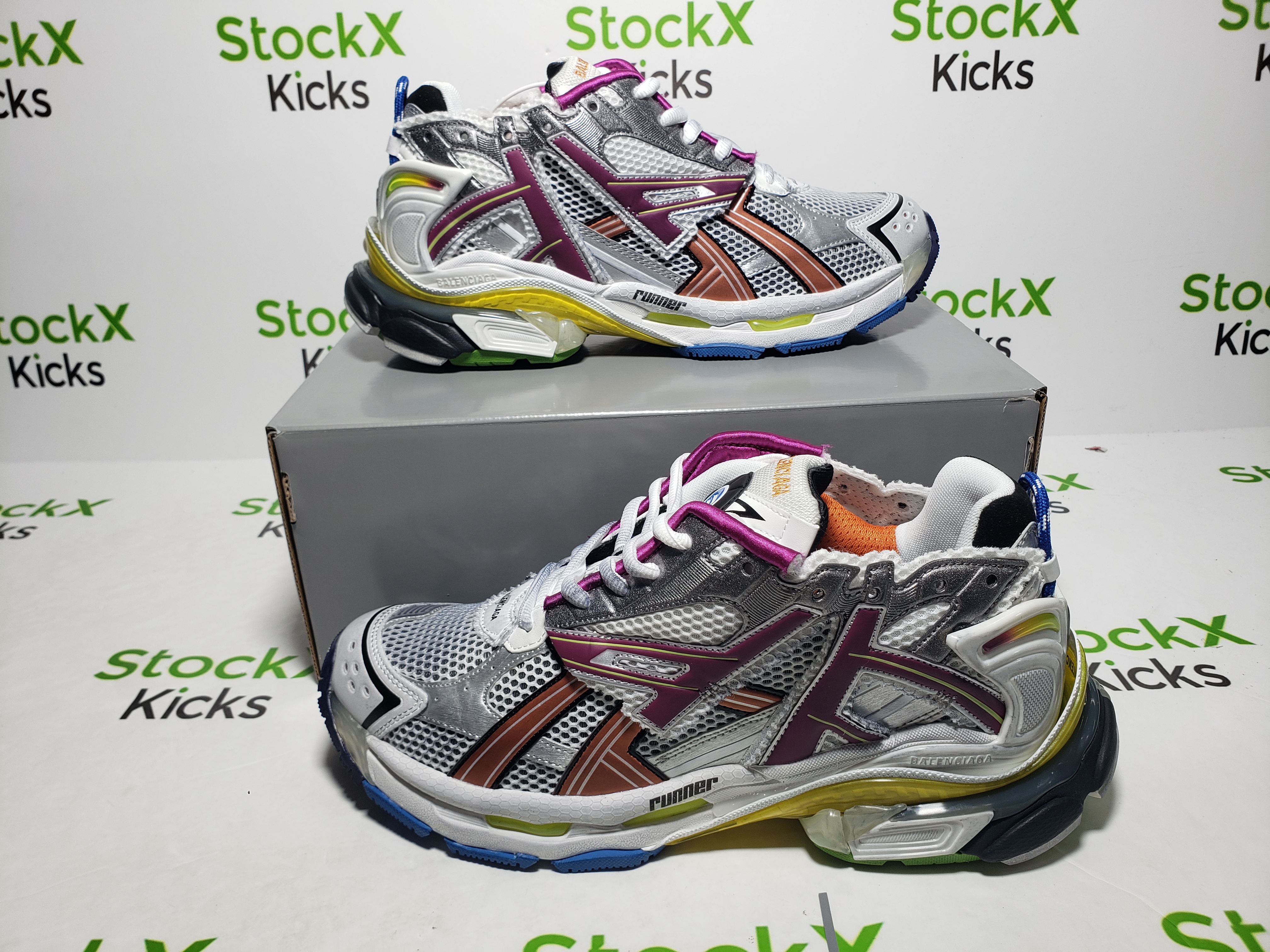 【Top PK Version】Balenciaga Runner Multicolor 677403W3RB68123 review Stockxkicksvip 04