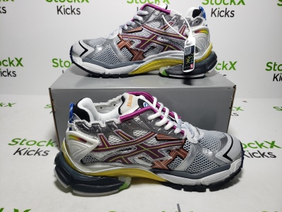 Balenciaga Runner Multicolor 677403W3RB68123 review Stockxkicksvip 03