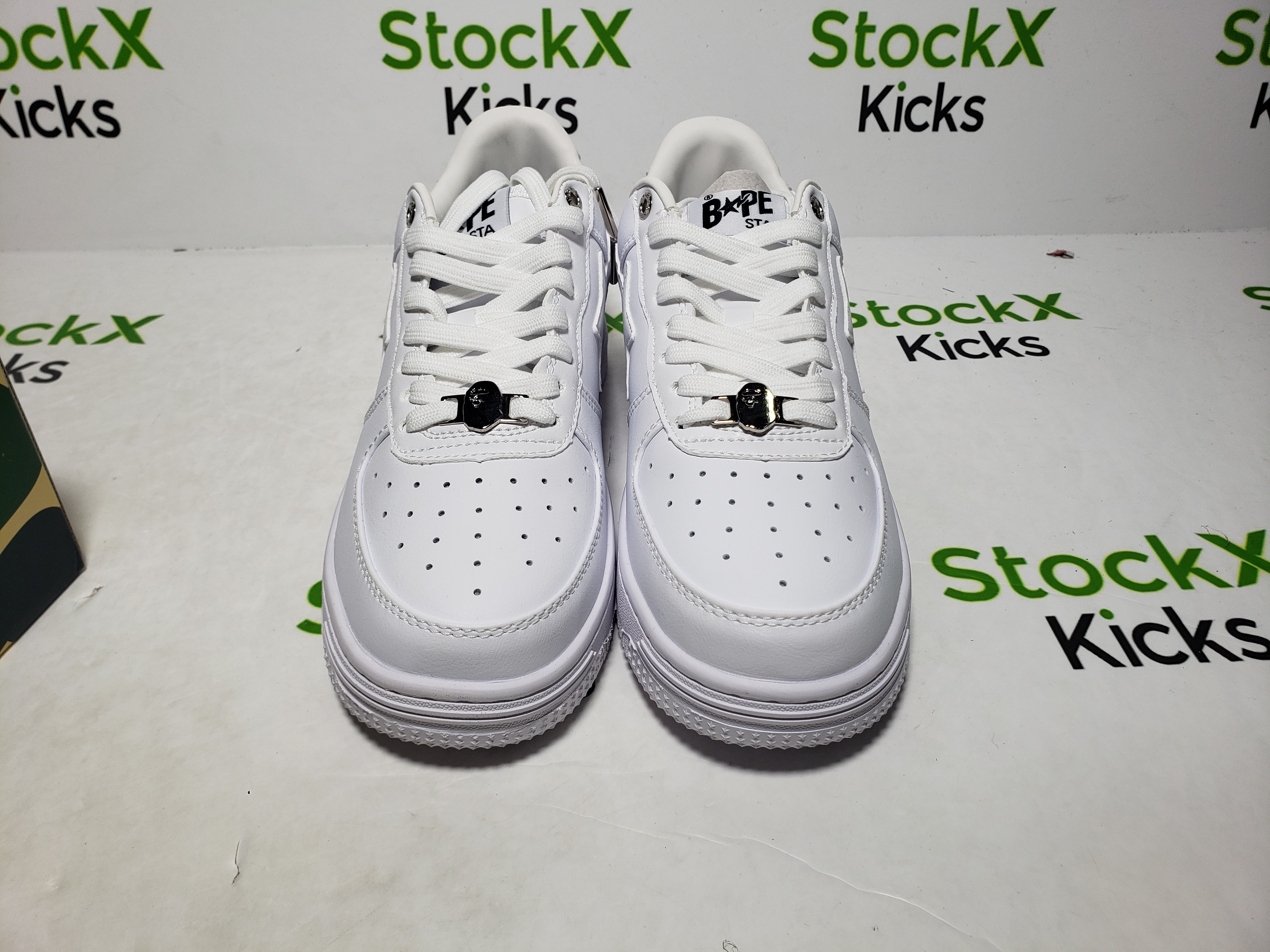 A Bathing Ape Bape Sta Low White 1H70-191-006 review Stockxkicksvip 02
