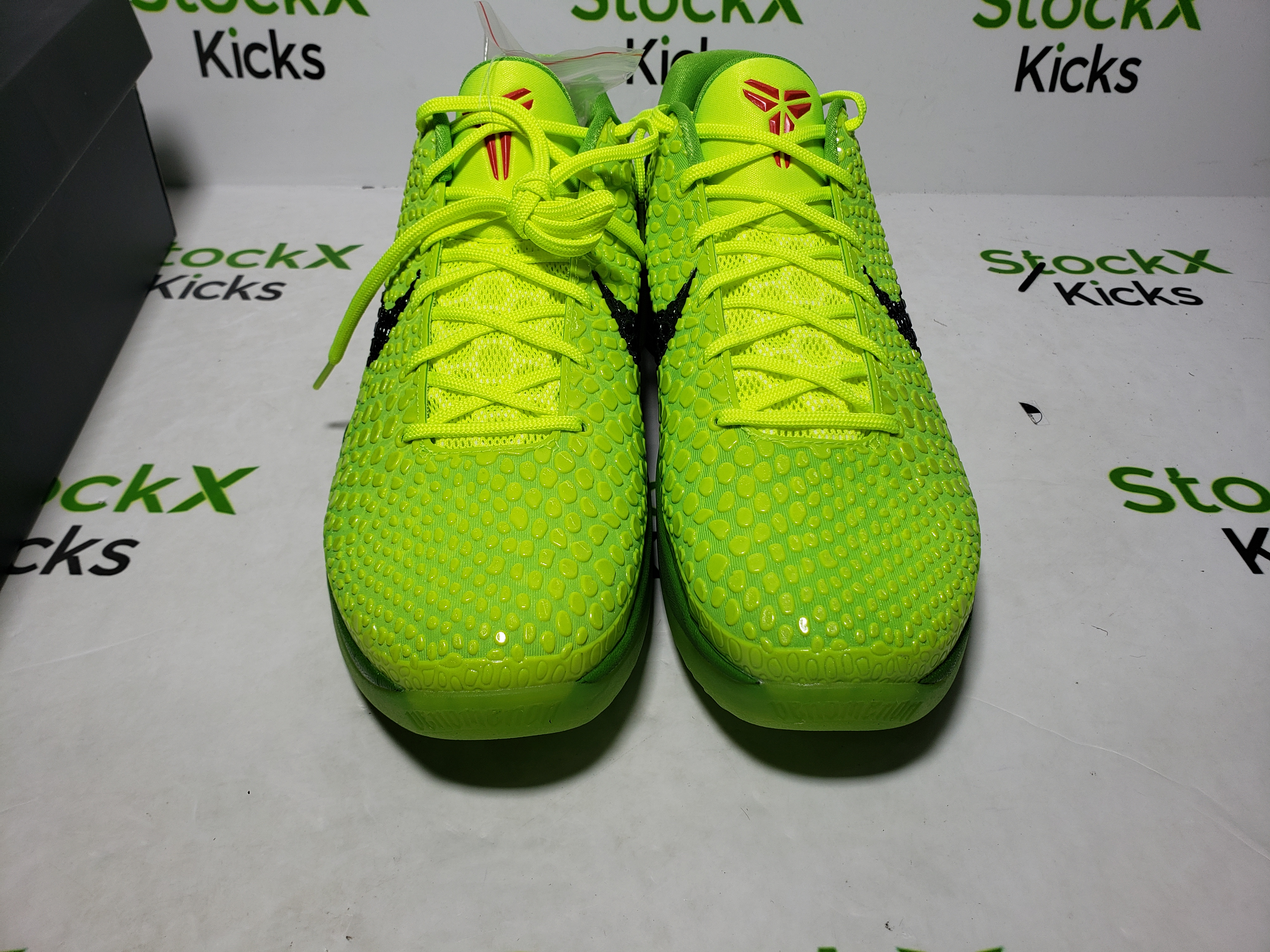 Nike Kobe 6 Protro Grinch (2020) CW2190-300 review Stockxkicksvip 02