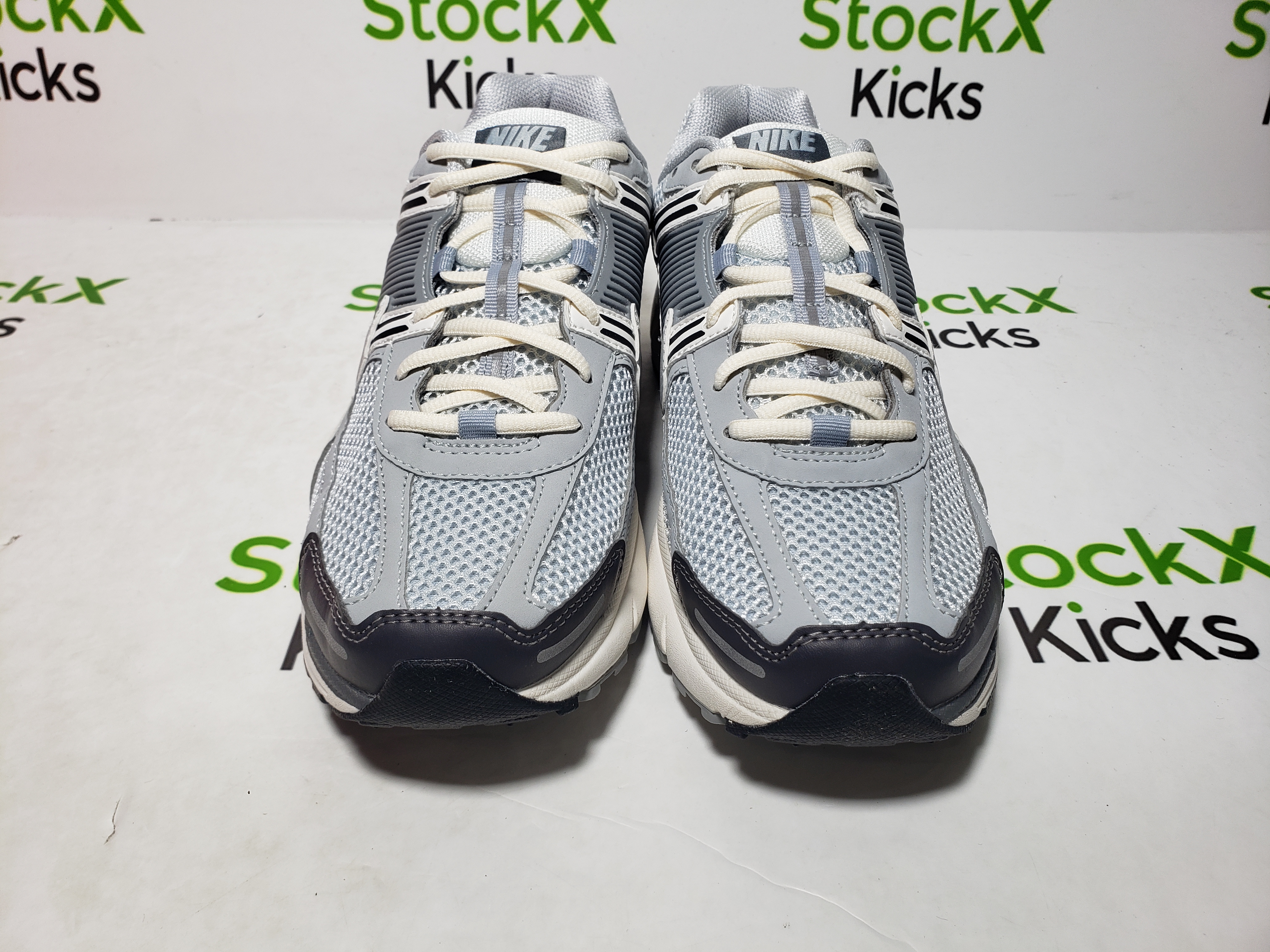 Nike Air Zoom Vomero 5 Pure Platinum Summit White FD9919-001 review Stockxkicksvip 02